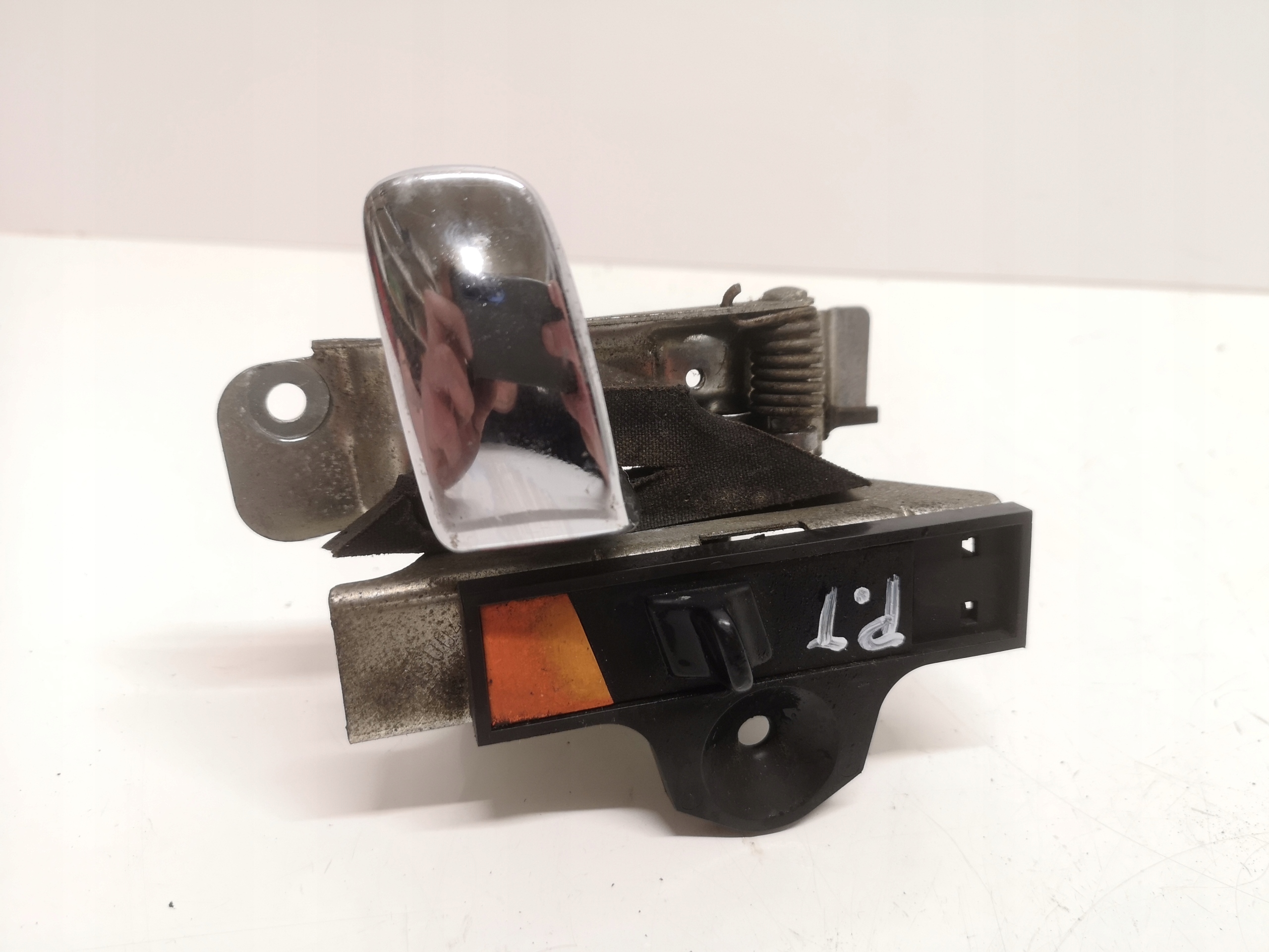 JEEP GRAND CHEROKEE ZJ KLAMKA PRAWA TYLNA CHROM