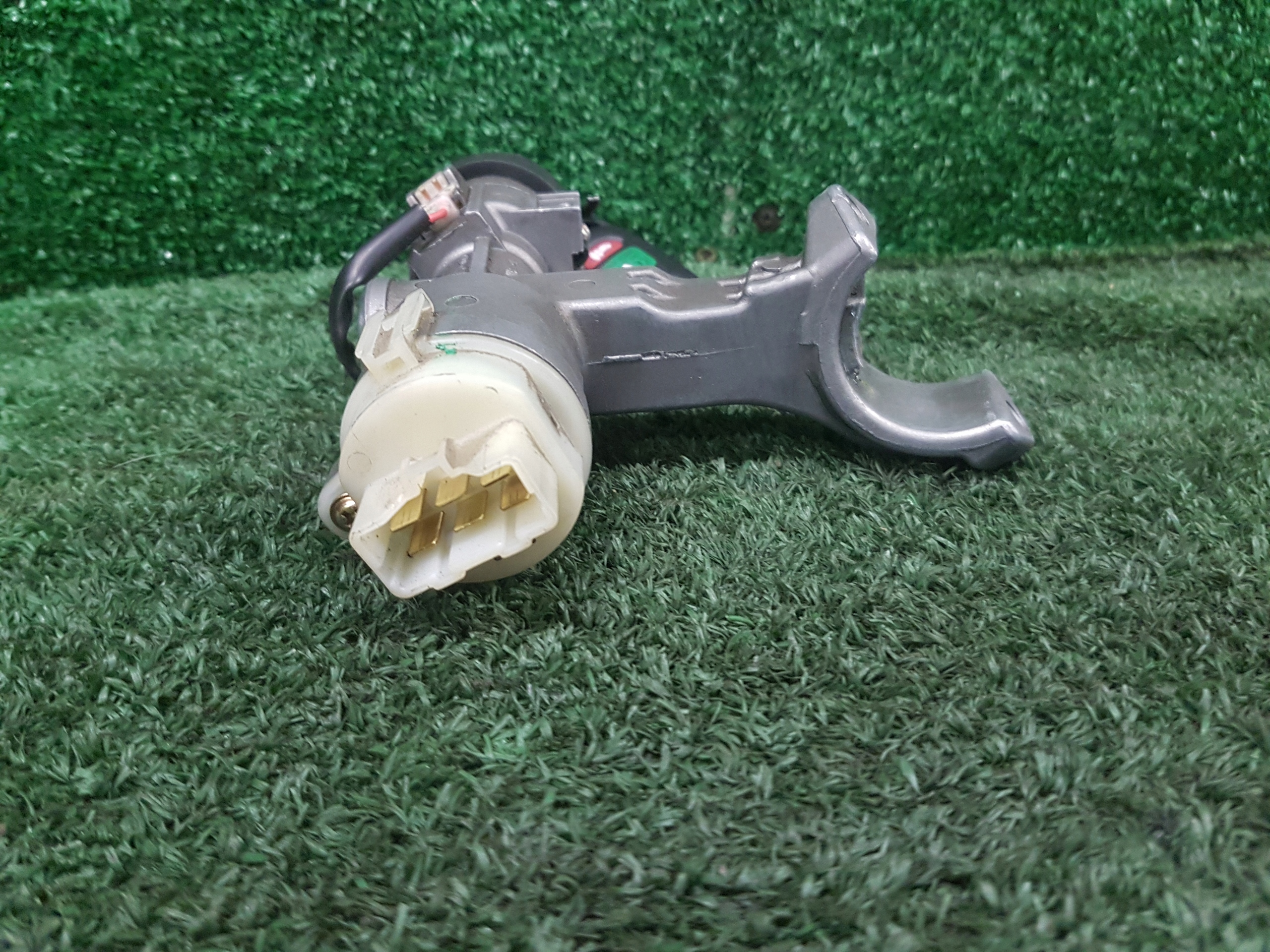 ignition Z KLUCZYKIEM KIA MAGNETIS