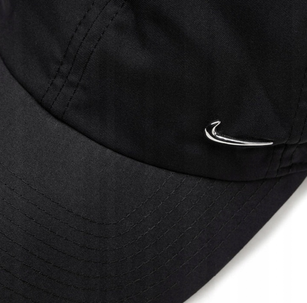 CZAPKA MĘSKA NlKE METAL Z DASZKIEM SWOOSH CZARNA BEJSBOLÓWKA METALOWE LOGO Marka inna