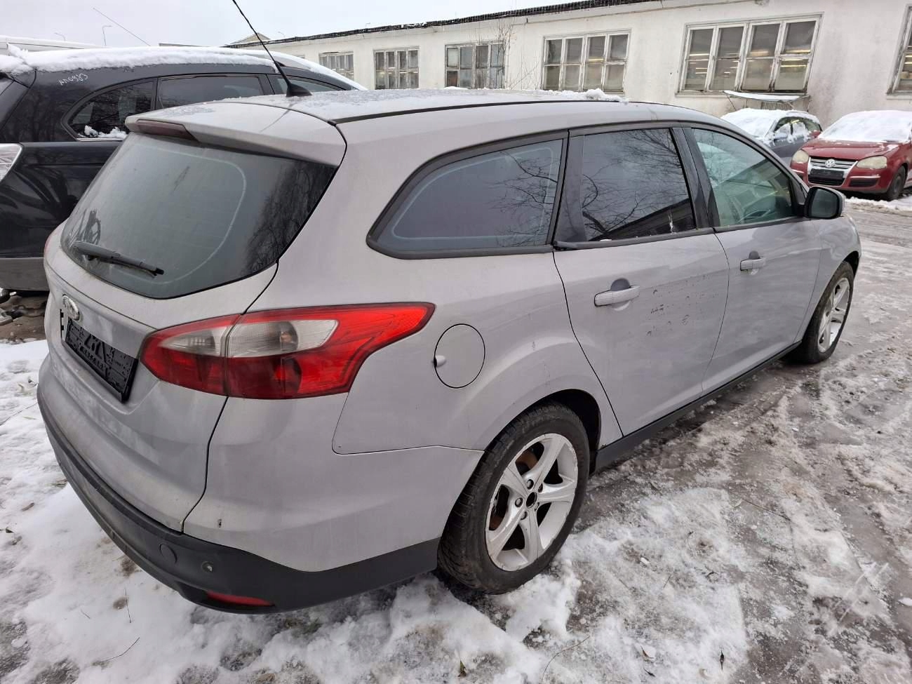 FORD Focus стартер 2011 1.6л