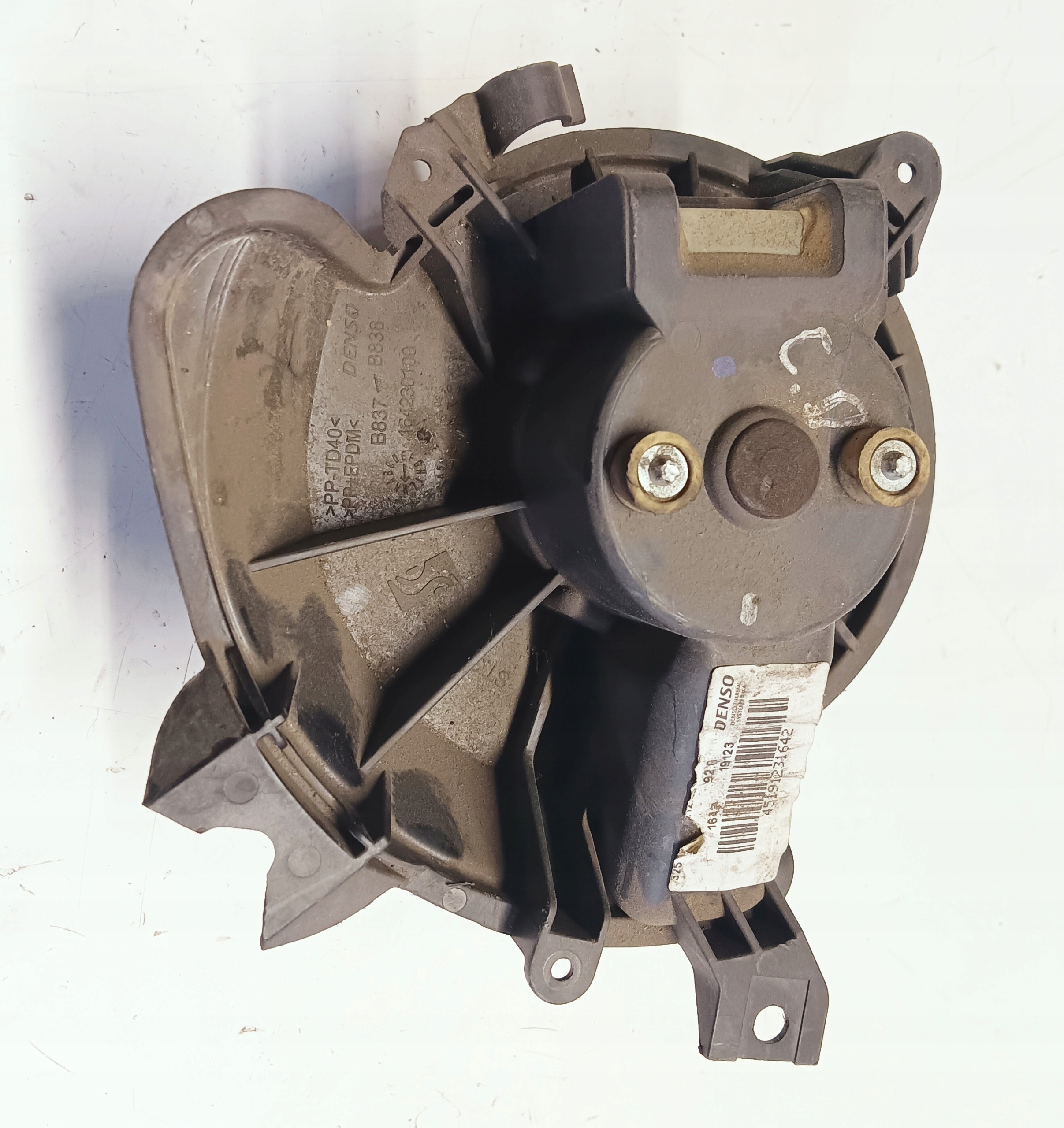 ventilátor topení opel corsa d