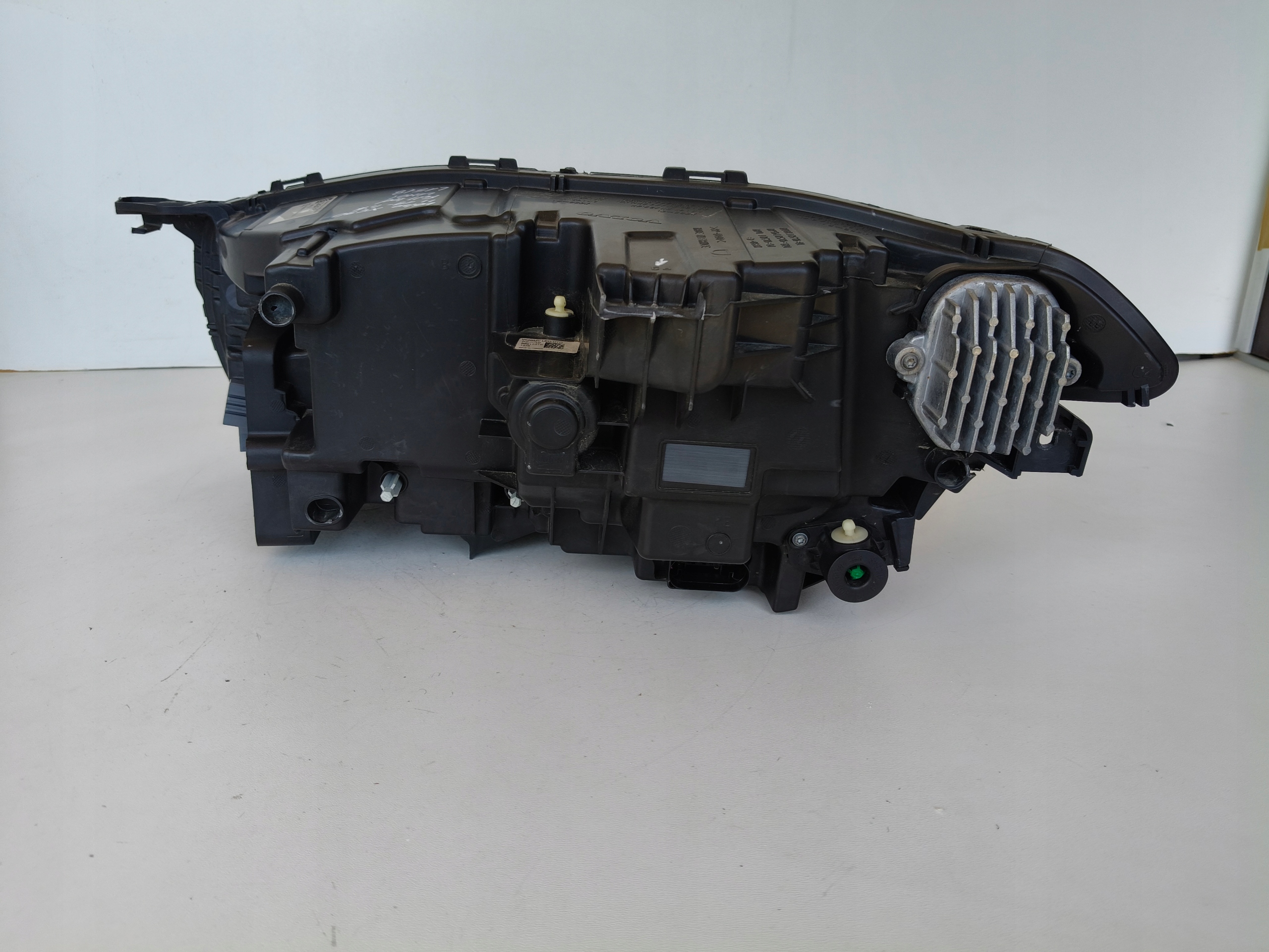 light right REFLEKTOR VOLVO XC90 II 19- LIFT FULL LED ACTIVE HIGH BEAM