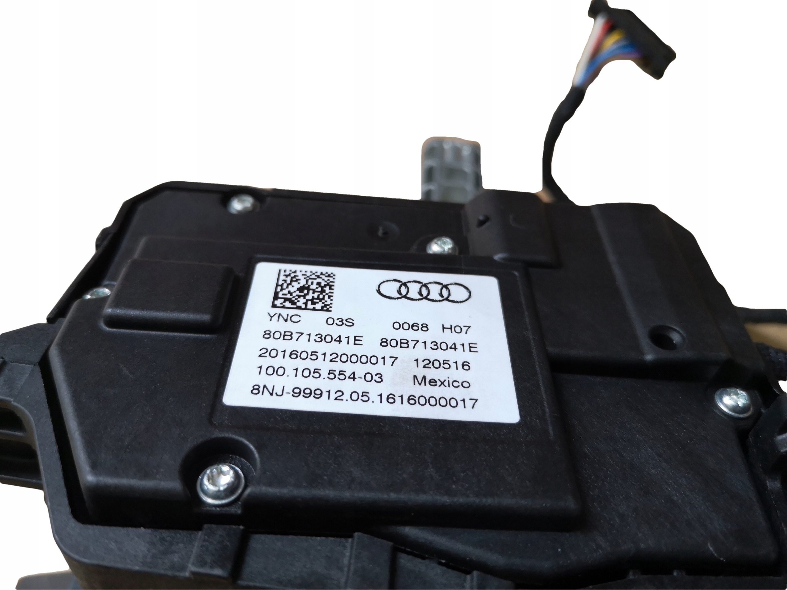 AUDI Q5 80A trim changes of the gear 80B713041E
