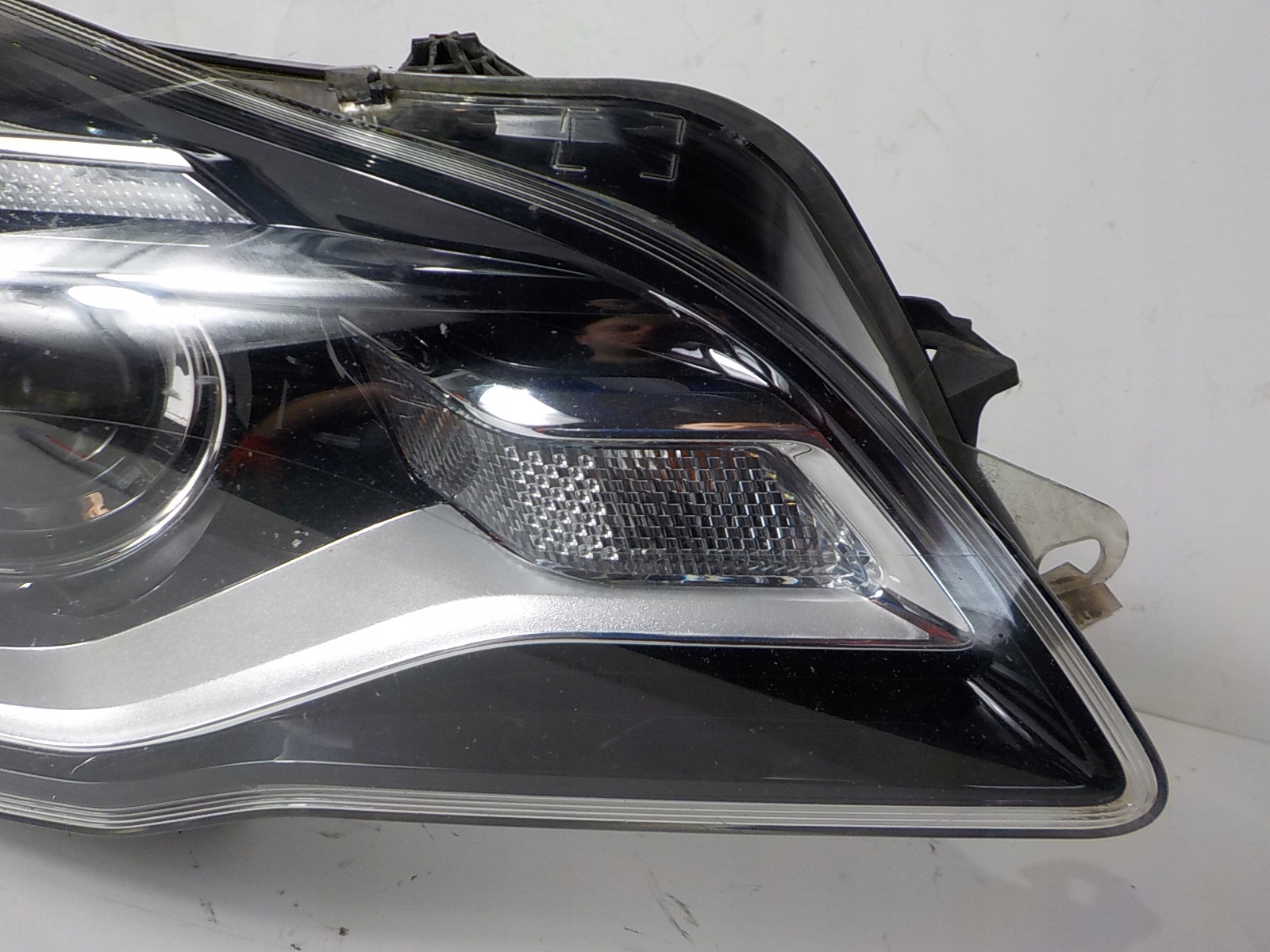 OPEL INSIGNIA A LIFT light right front front UK