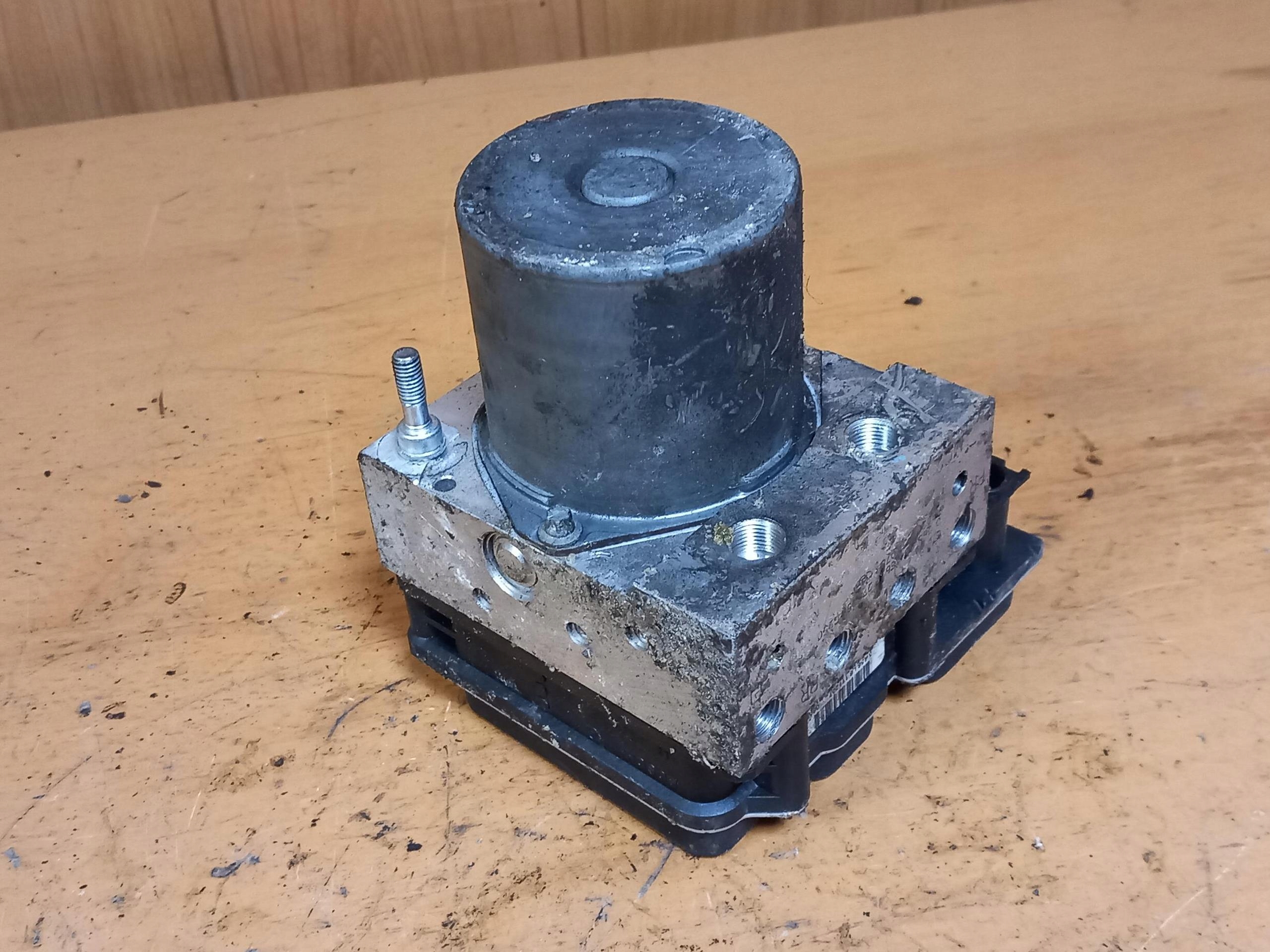 Pompa ABS SUBARU OUTBACK III 2.0D 03-09 0265950813