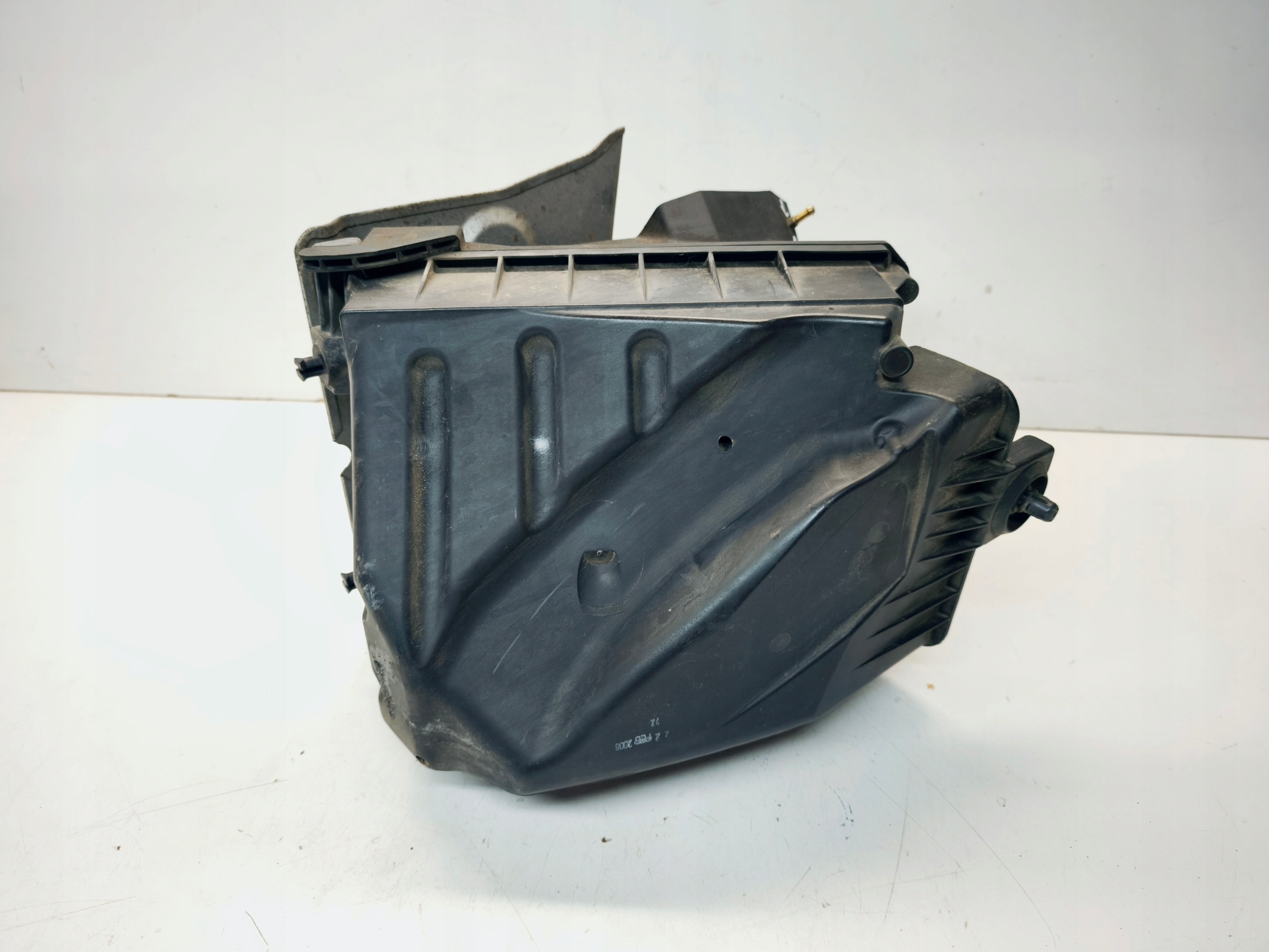 luftfiltergehäuse AUDI A4 B6 B7 1.6 ALZ 06B133835BK