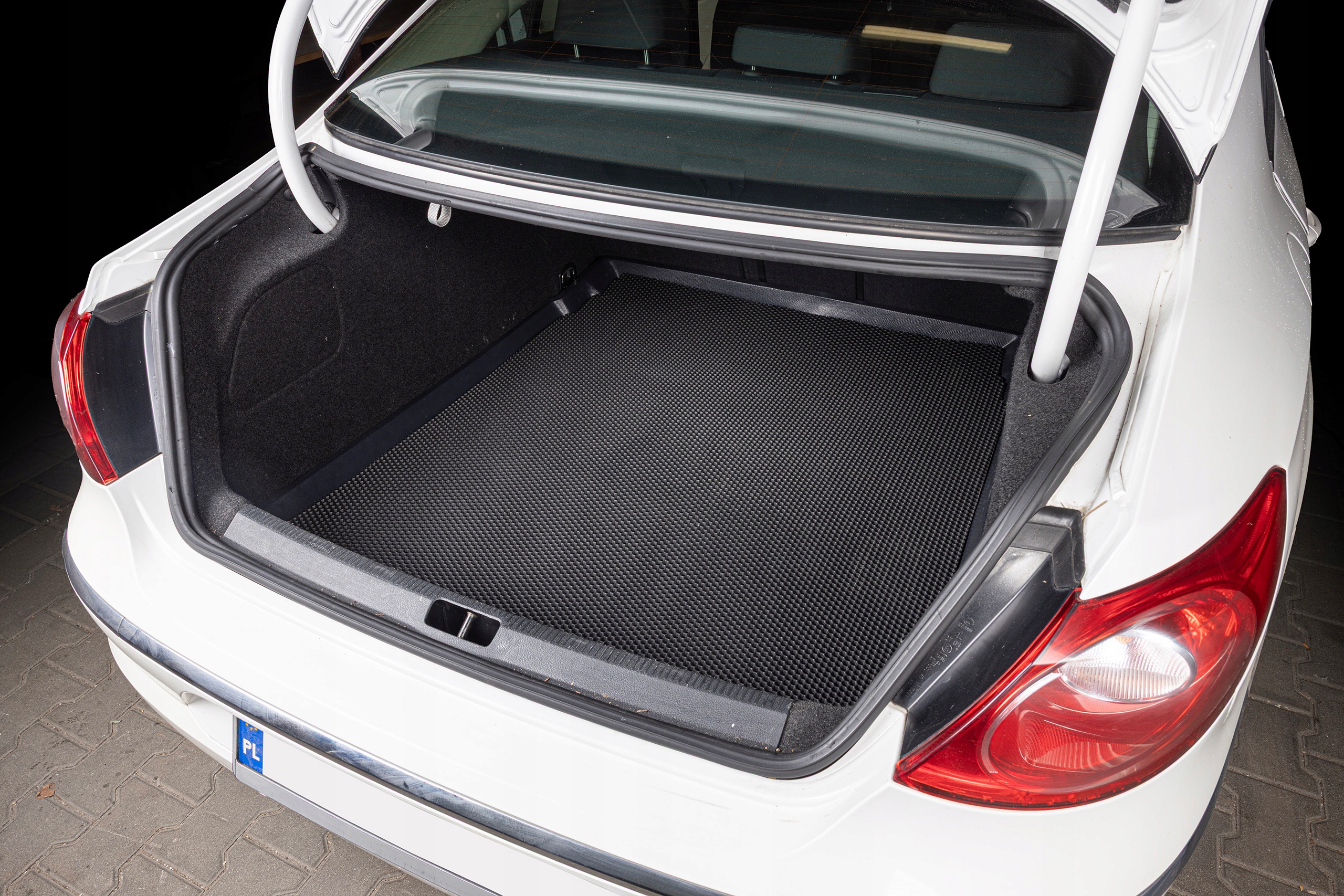 Nissan Qashqai I Crossover 2007-2013 Kufr s prolamovanou vložkou