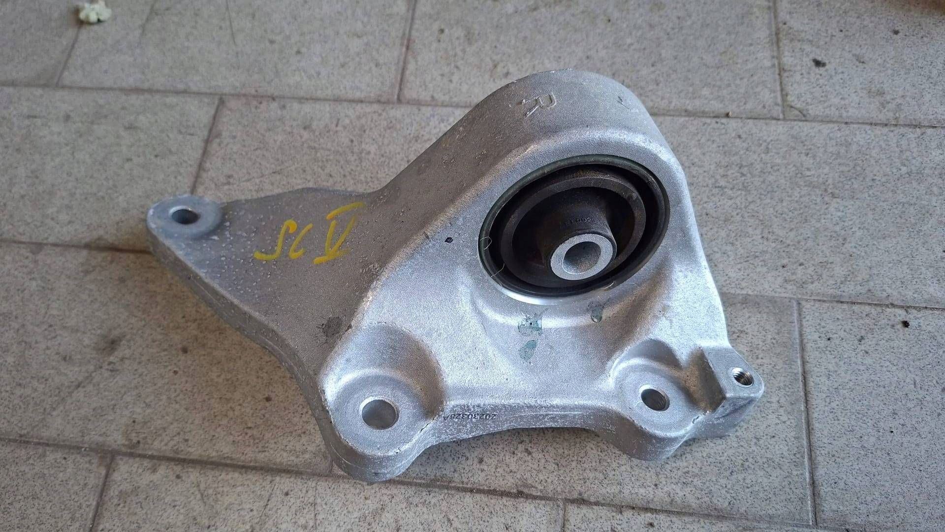airbag engine mount Renault Megane V E-Tech 20230328A