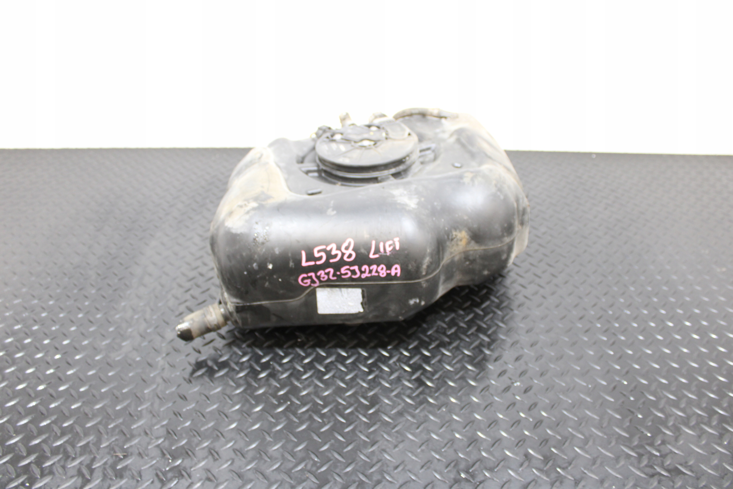 serbatoio pompa ADBLUE RANGE ROVER EVOQUE L538 LIFT GJ32-5J228-A