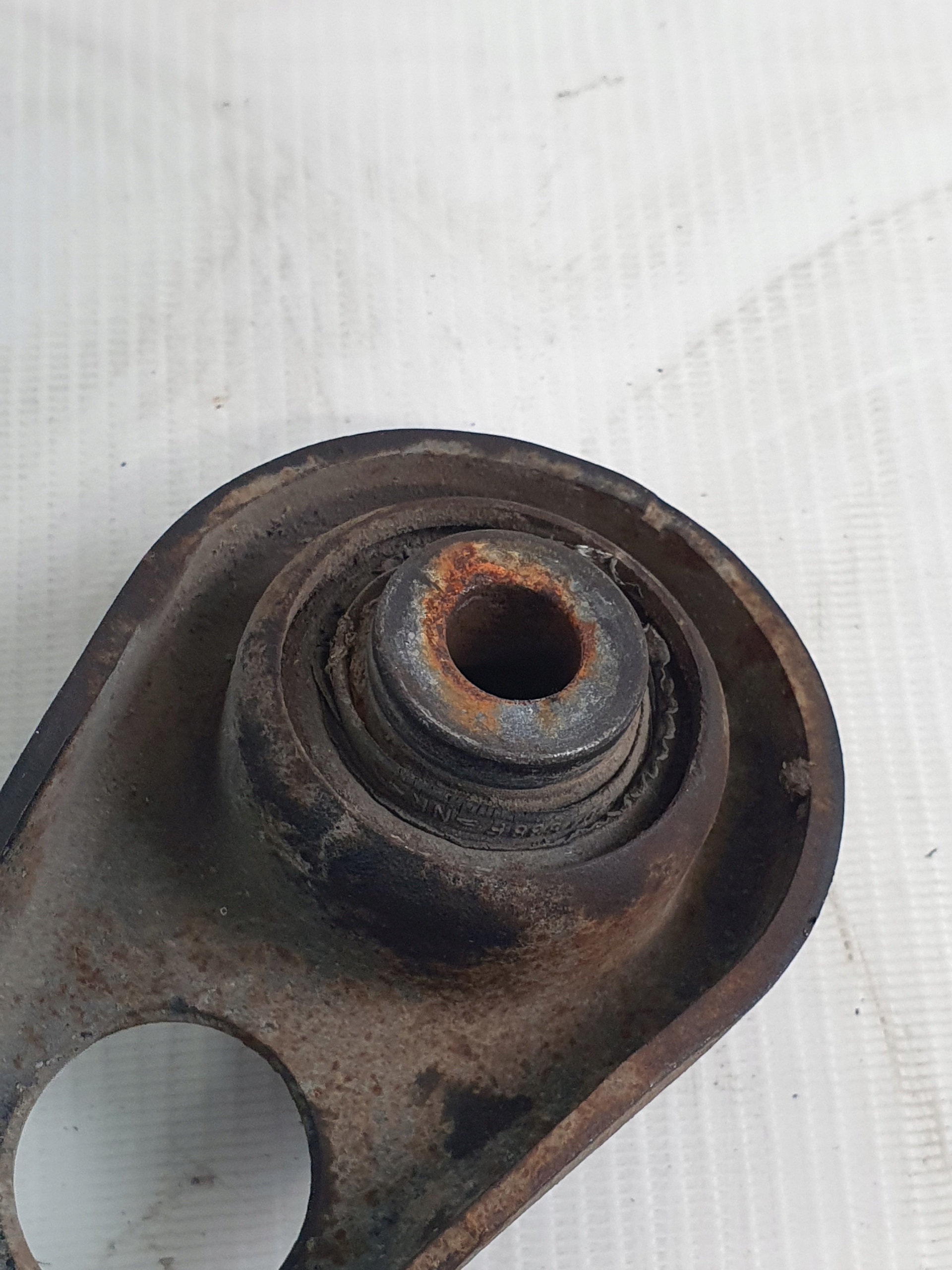 Querlenker heck OE 4F0501529C AUDI A6 C6