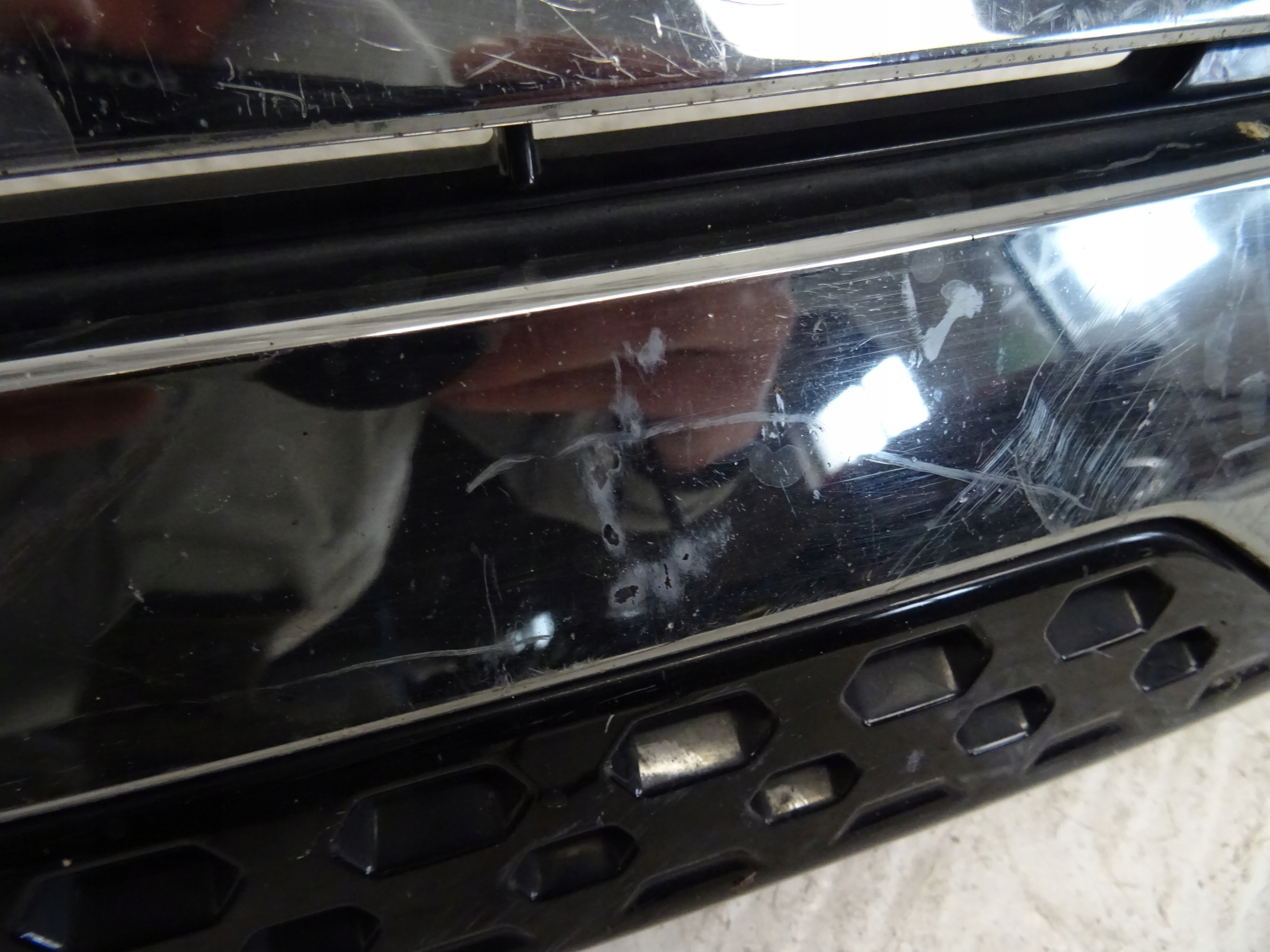 grill grille front front MITSUBISHI OUTLANDER III LIFT 7450B304