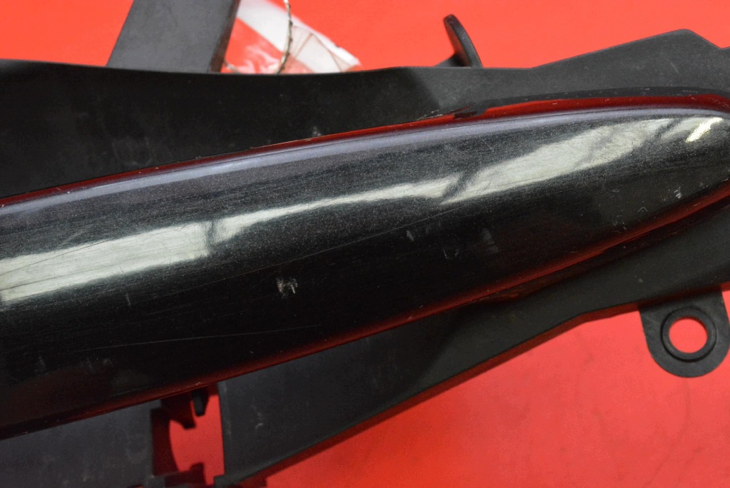 handle right front front (475) BLACK SAPPHIRE METALLIC BMW E90 E91 04-10