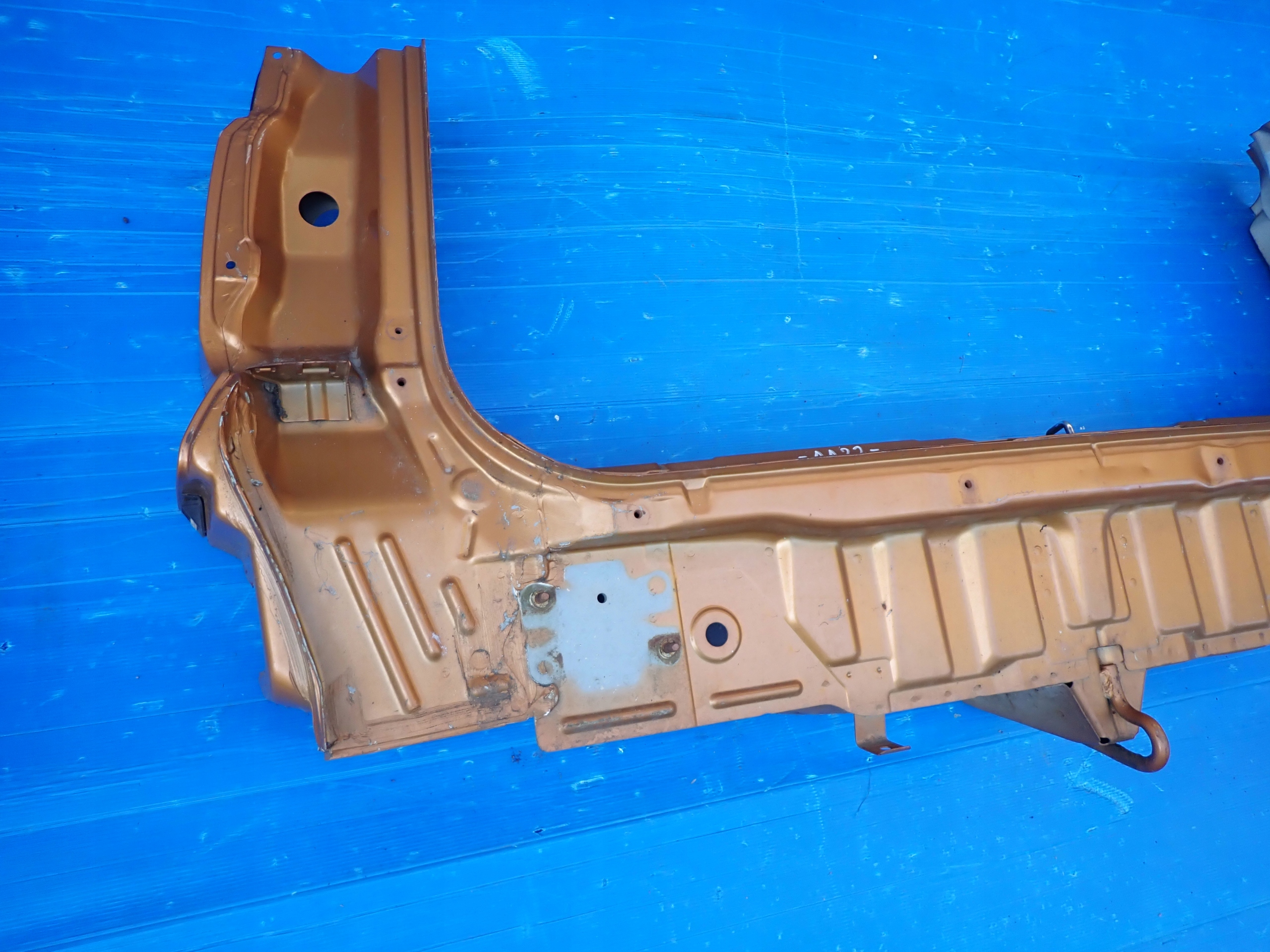 HONDA HRV I 99- PAS TYLNY Typ samochodu Samochody osobowe