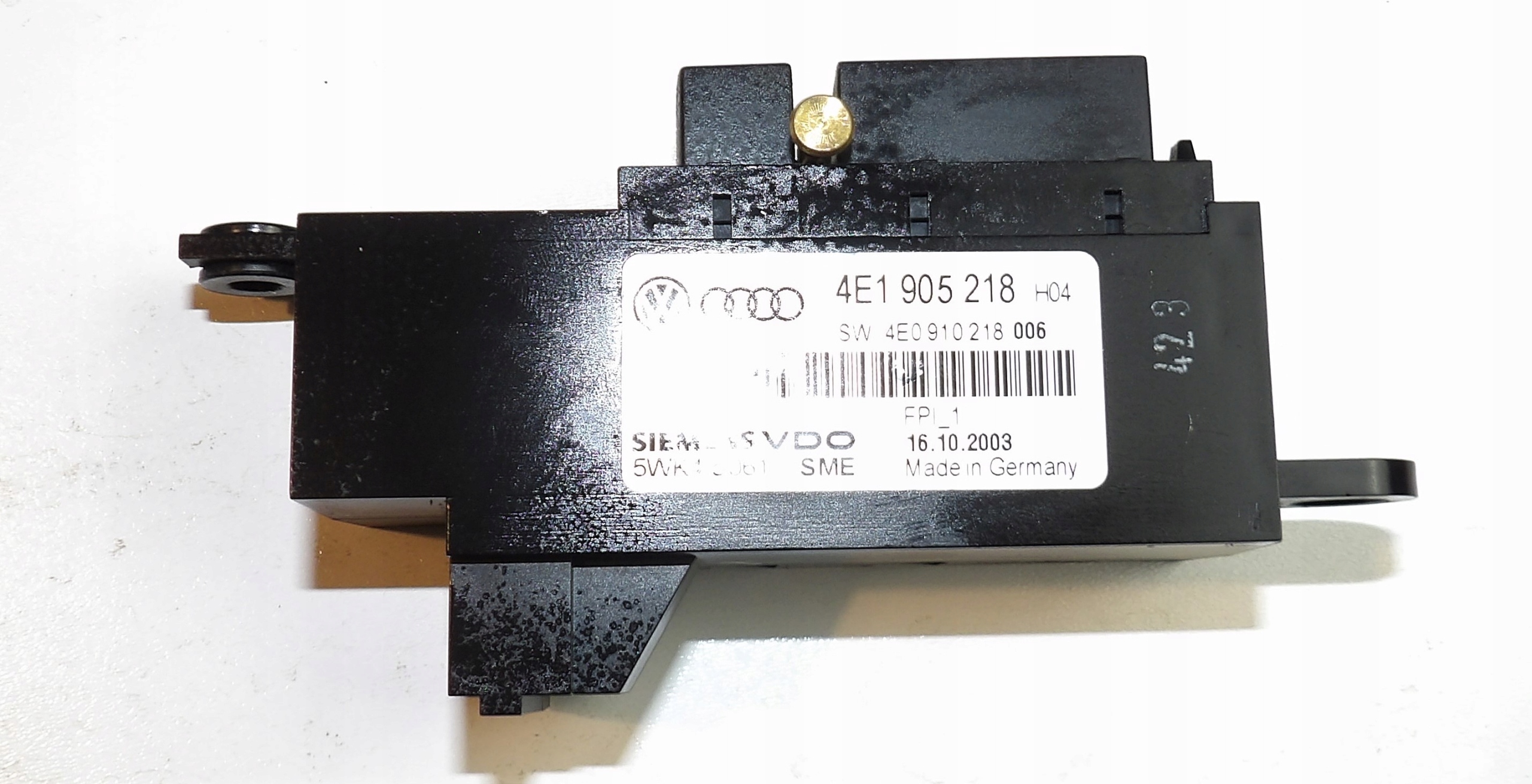 AUDI A8 D3 player LINII PAPILARNYCH EUROPA