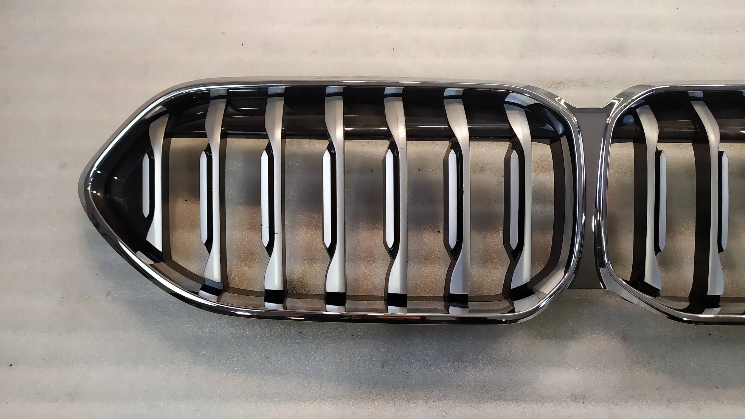 BMW 2 F44 Kühlergrill FRONTGRILL Kühlergitter 1372581 - Thumbnail 9
