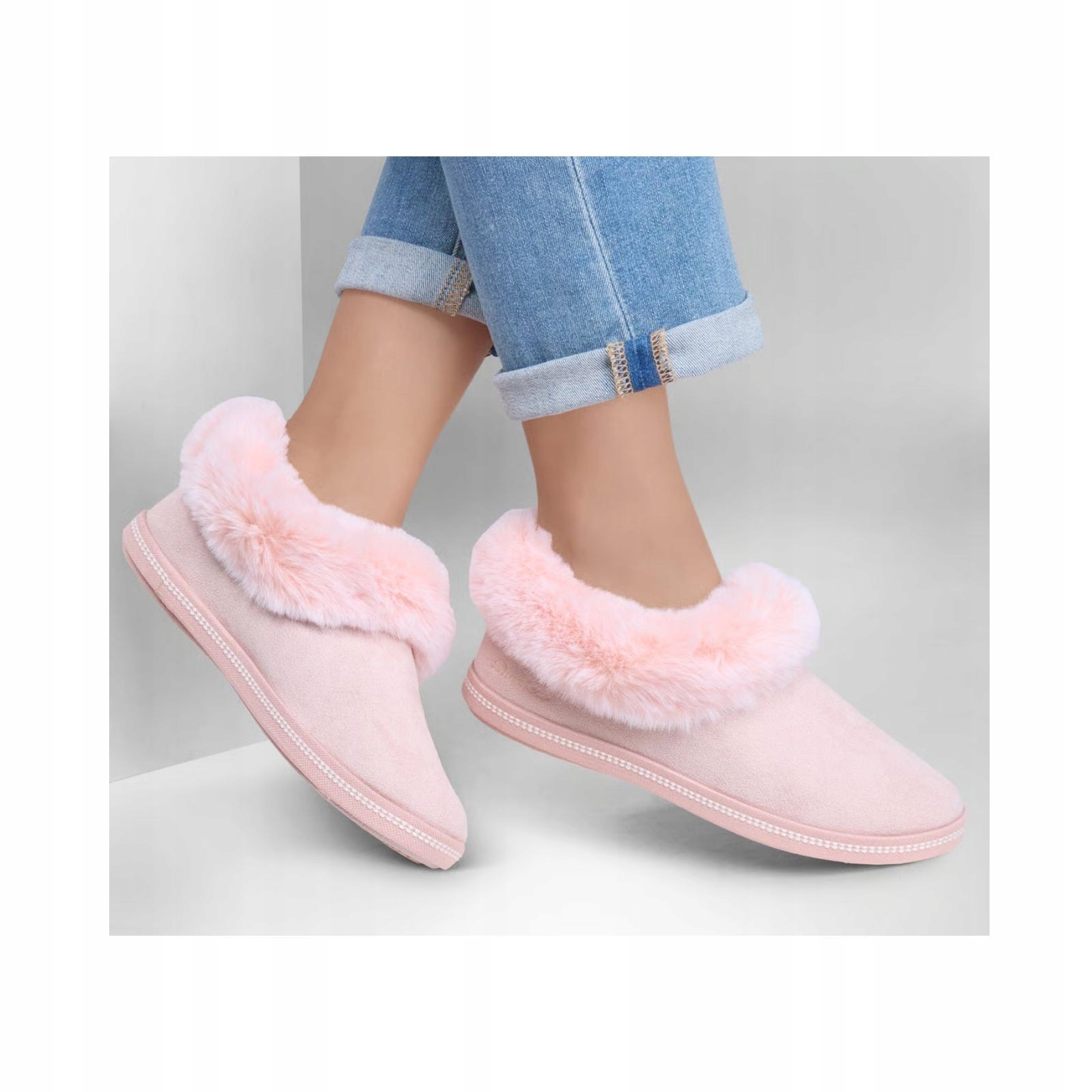 Dámské žabky a pantofle Skechers cozy campfire winter nights