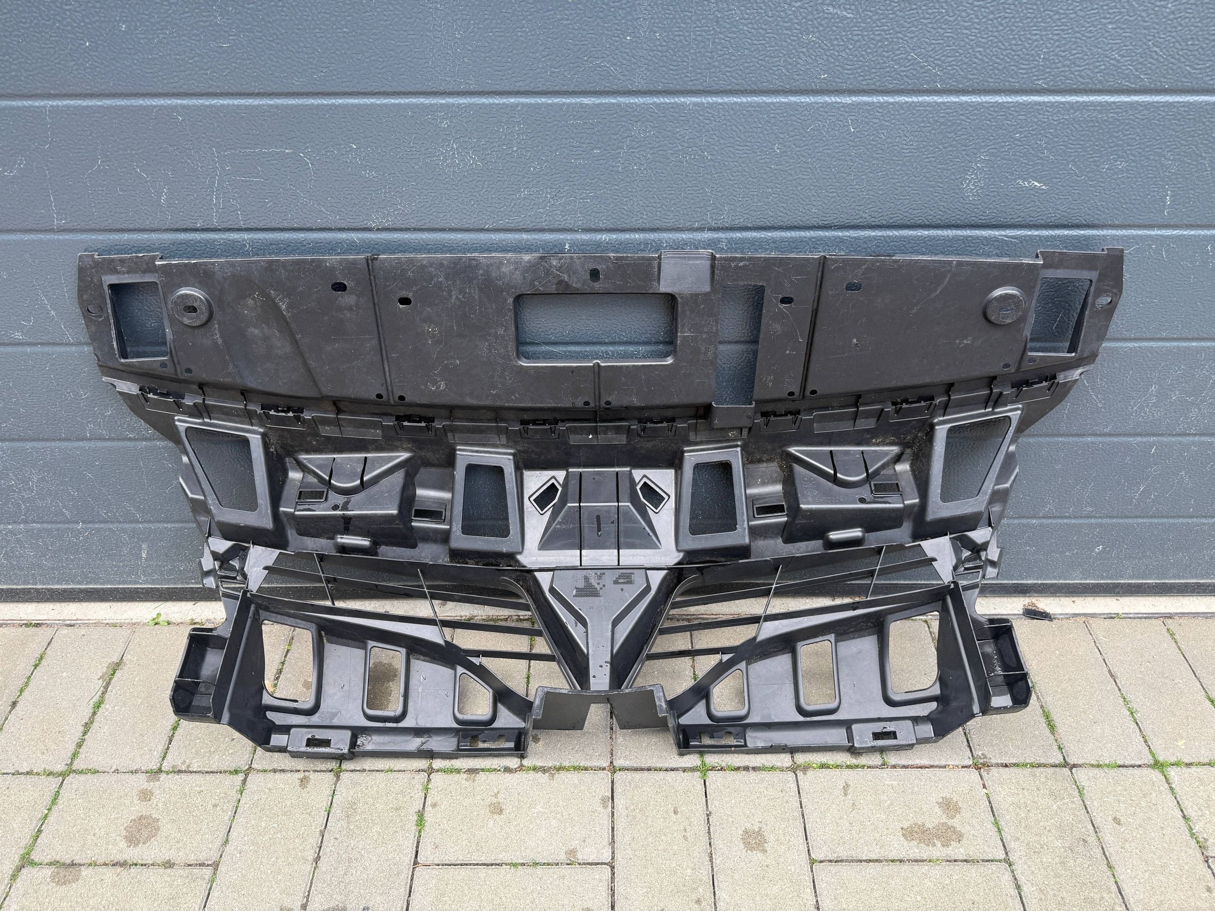 Renault Scenic 3 III Lift 13- support below grill front
