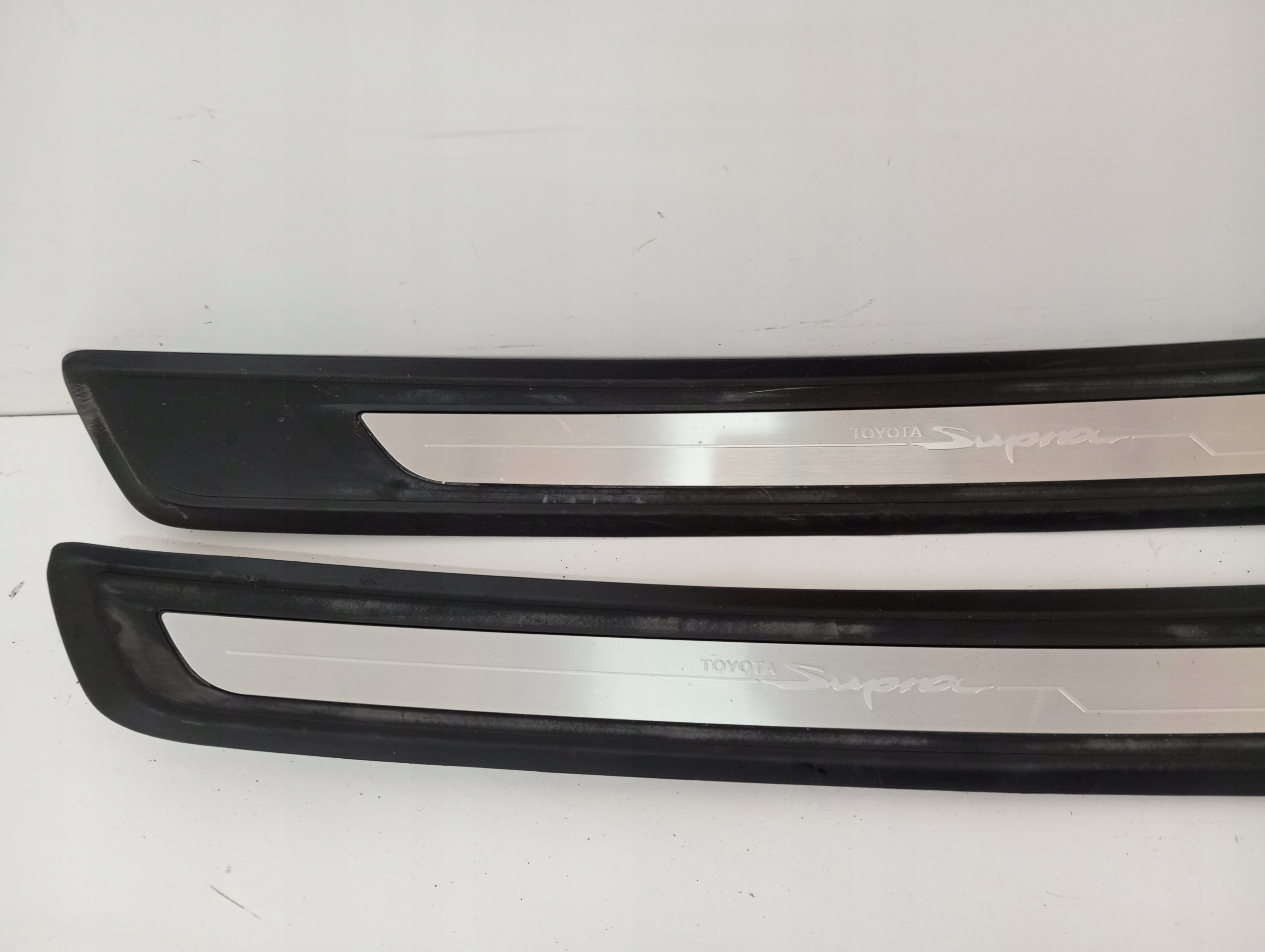 cap moulding threshold TOYOTA SUPRA right 7429632