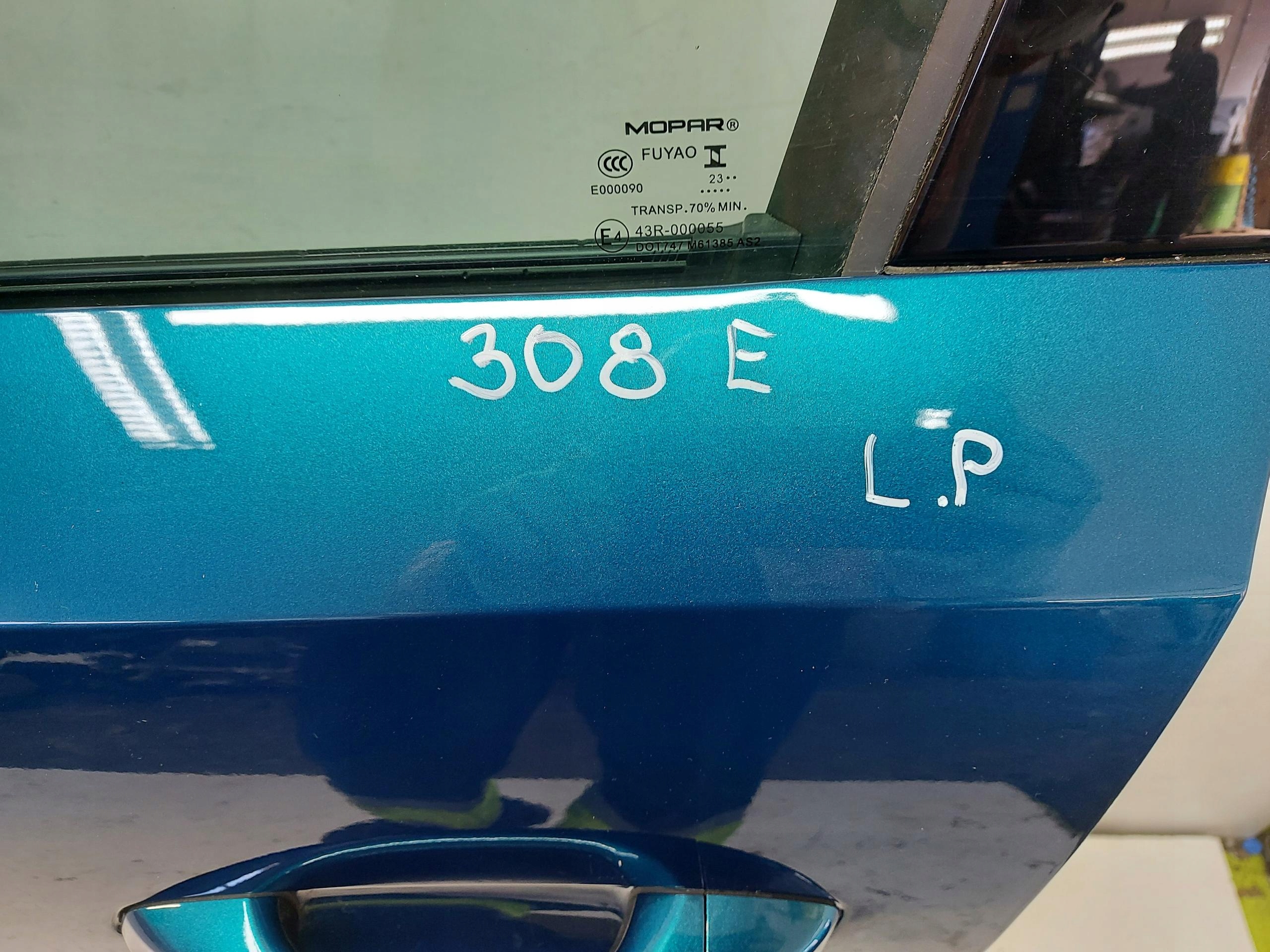 Peugeot 3008 III E3008 door left front front oryg epcd