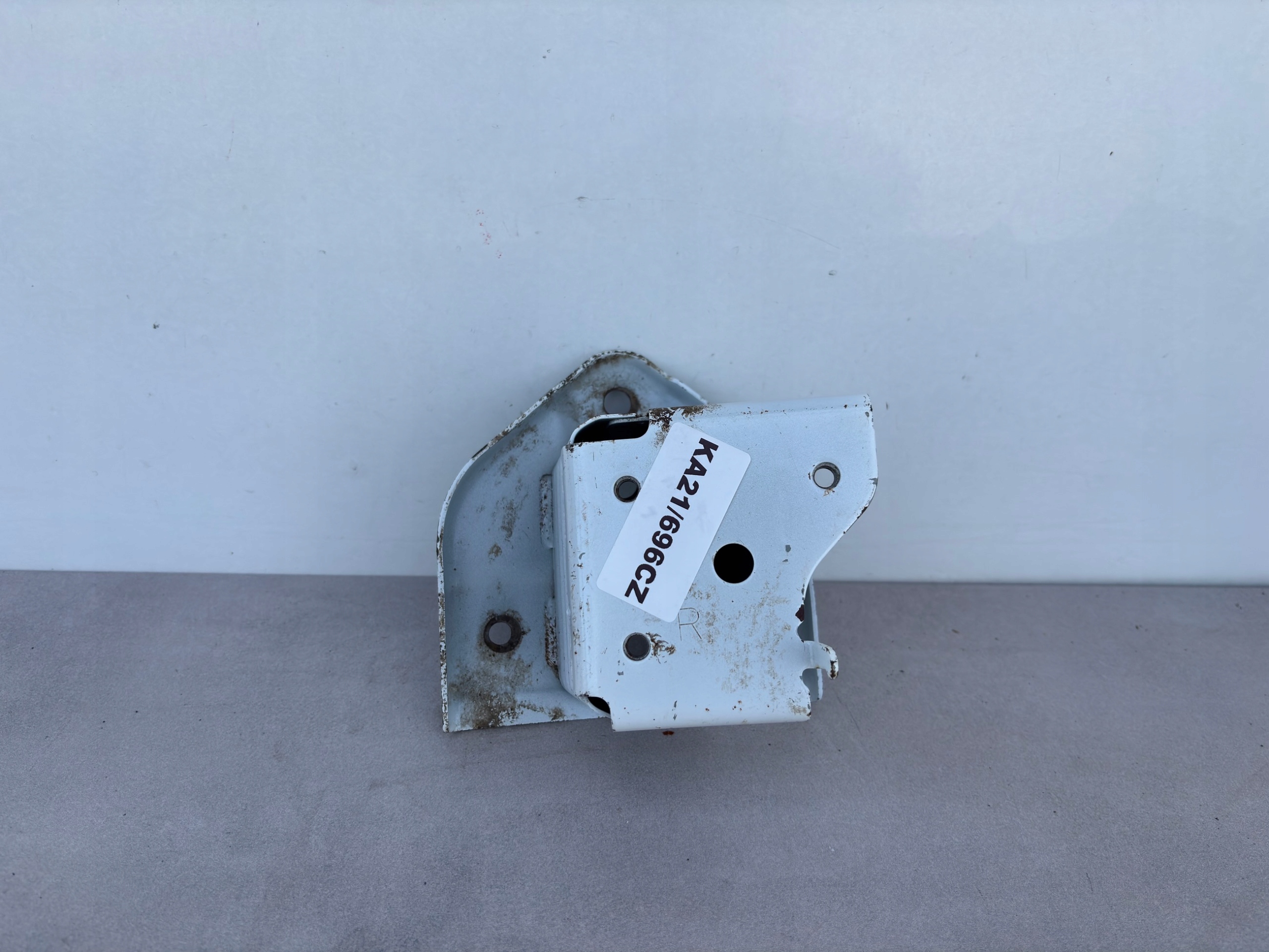 MITSUBISHI OUTLANDER 3 beam tip right rear part tip siders KA21/696CZ
