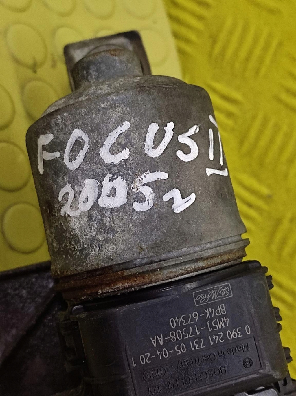 FORD FOCUS MK2 wiper mechanism front 3397020776