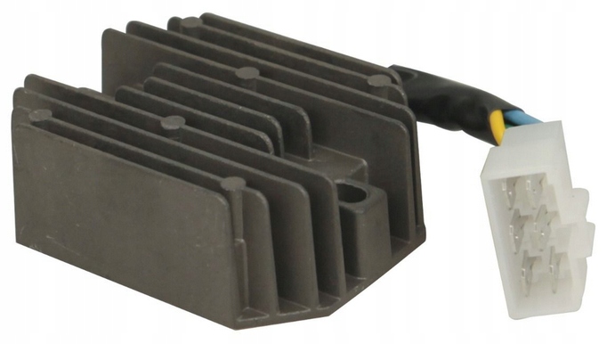 Regulátor napětí alternátoru Yanmar Kubota Hinomoto Kokusan Grasshopper