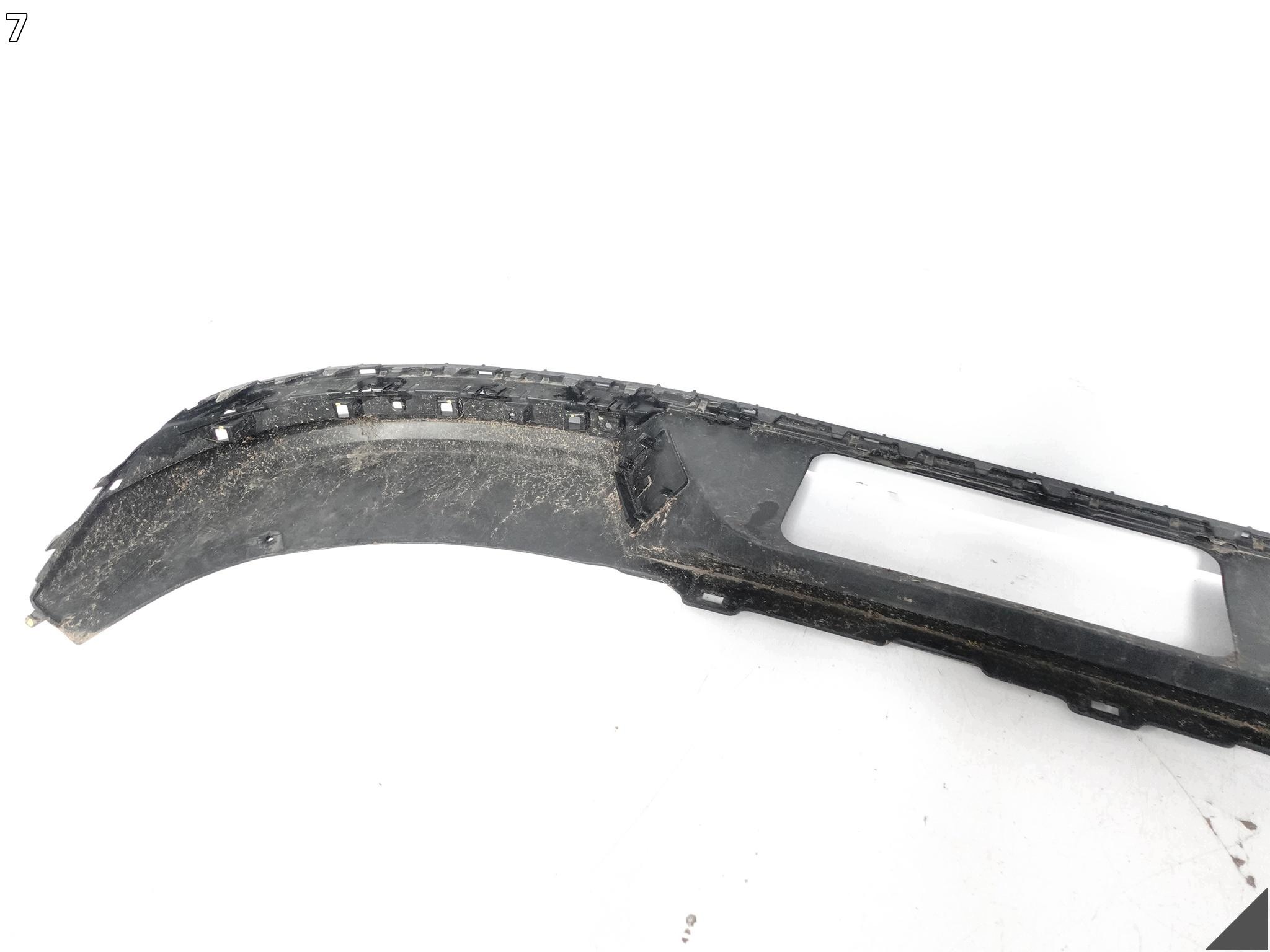 SKODA SUPERB IV B9 3P 3P3 23- accessoires SPOILER diffuseur couverture pare choc arrière