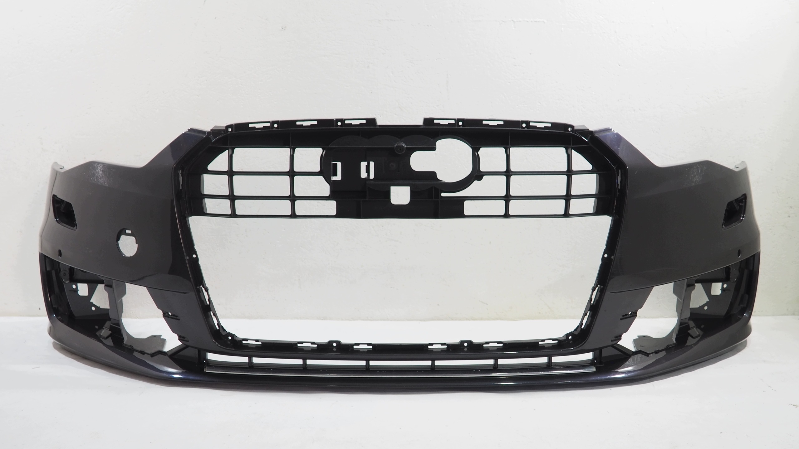 Audi A6 C7 lift bumper front front 4G0807437S