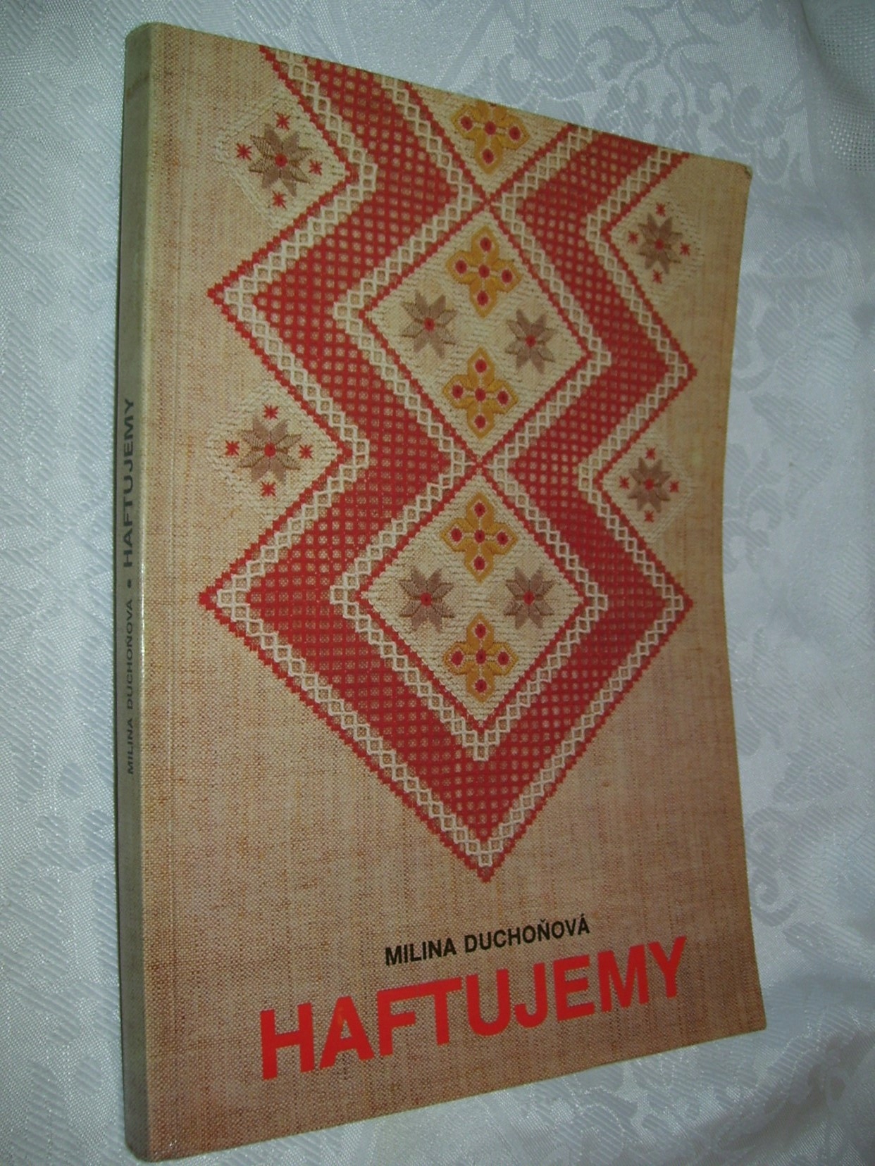 HAFTUJEMY - MILINA DUCHONOVA