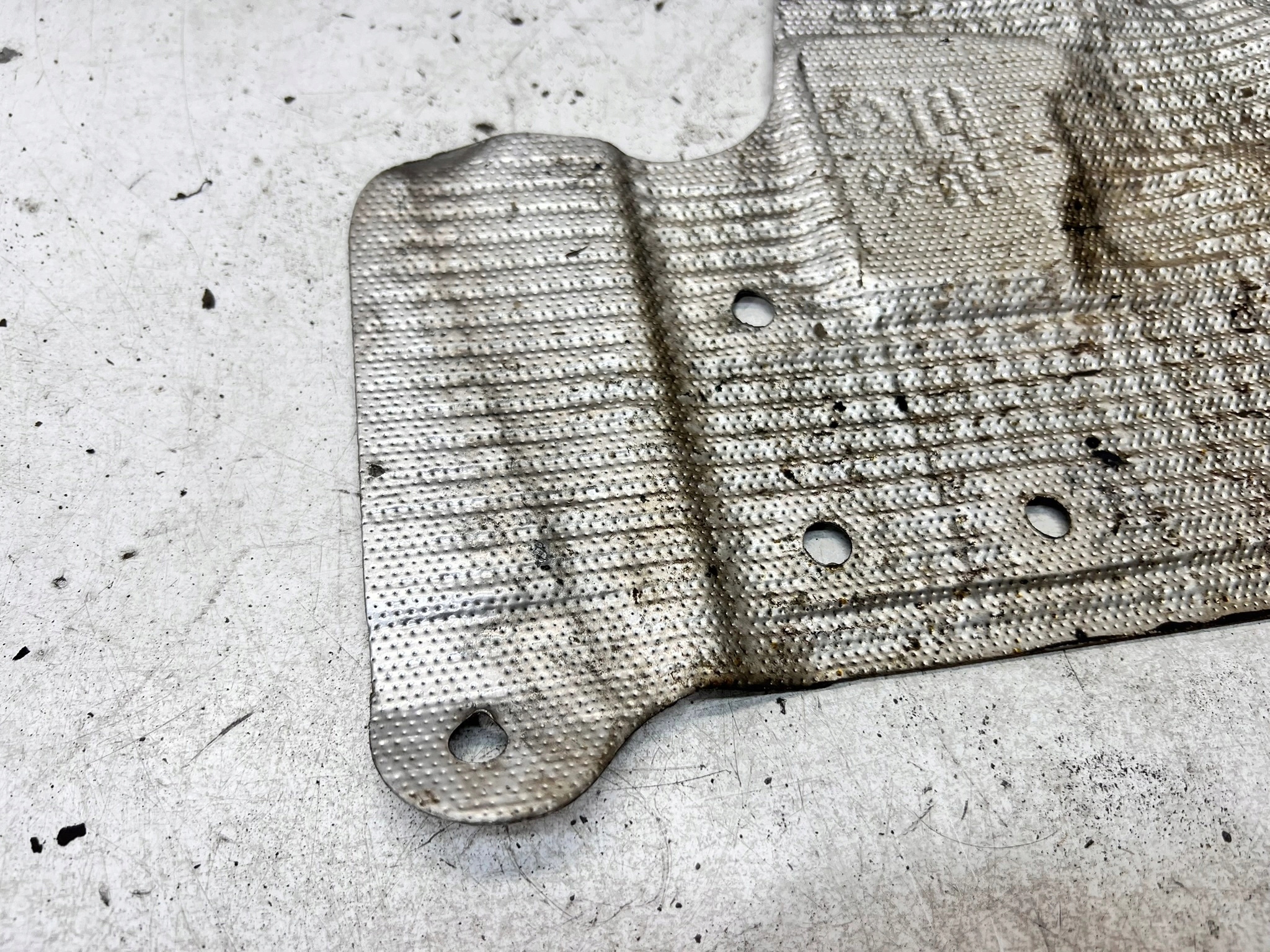 kryt TERMICZNA výfuku AUDI Q7 4M 4M0825641E