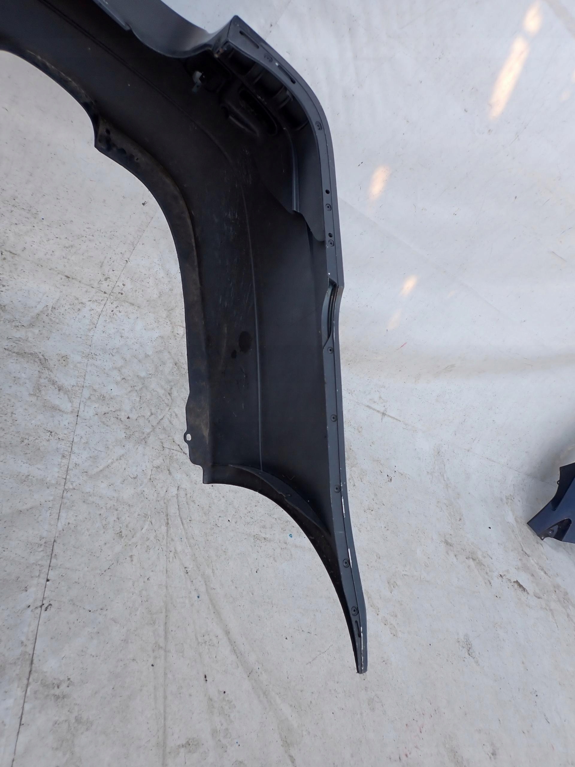 BMW 5 E61 KOMBI 02-06 bumper rear part rear PDC