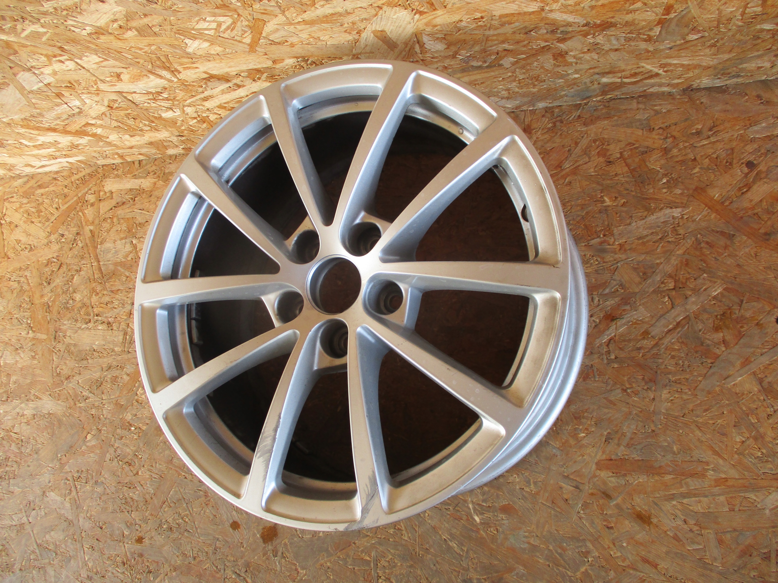 disk hliníkový AUDI 4K0 7,5Jx17 ET36 5x112