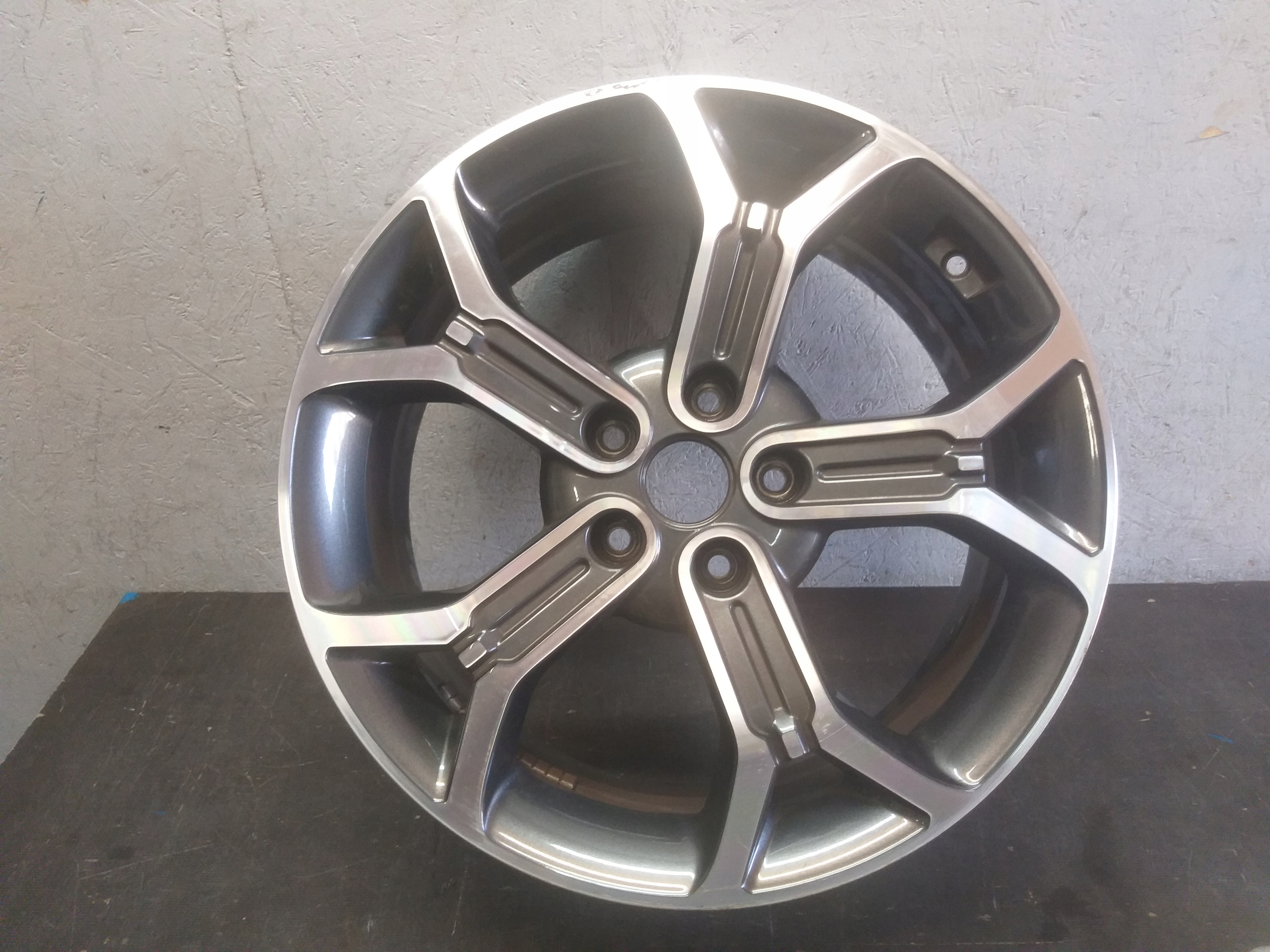 disk hliníkový KIA 7,5J 18" ET45 5X114,3