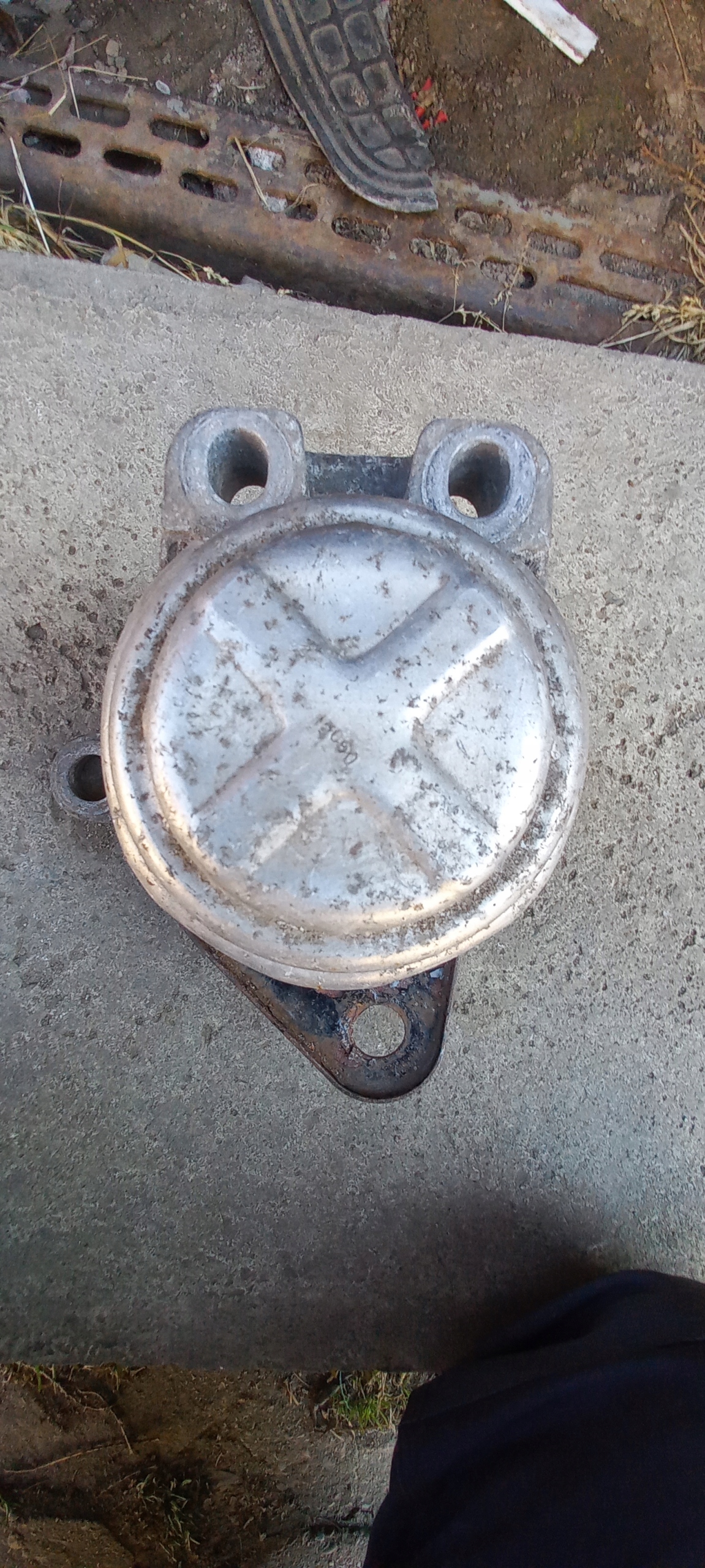 PODUSZKA SILNIKA FORD MONDEO 1.6 TDCI MK4