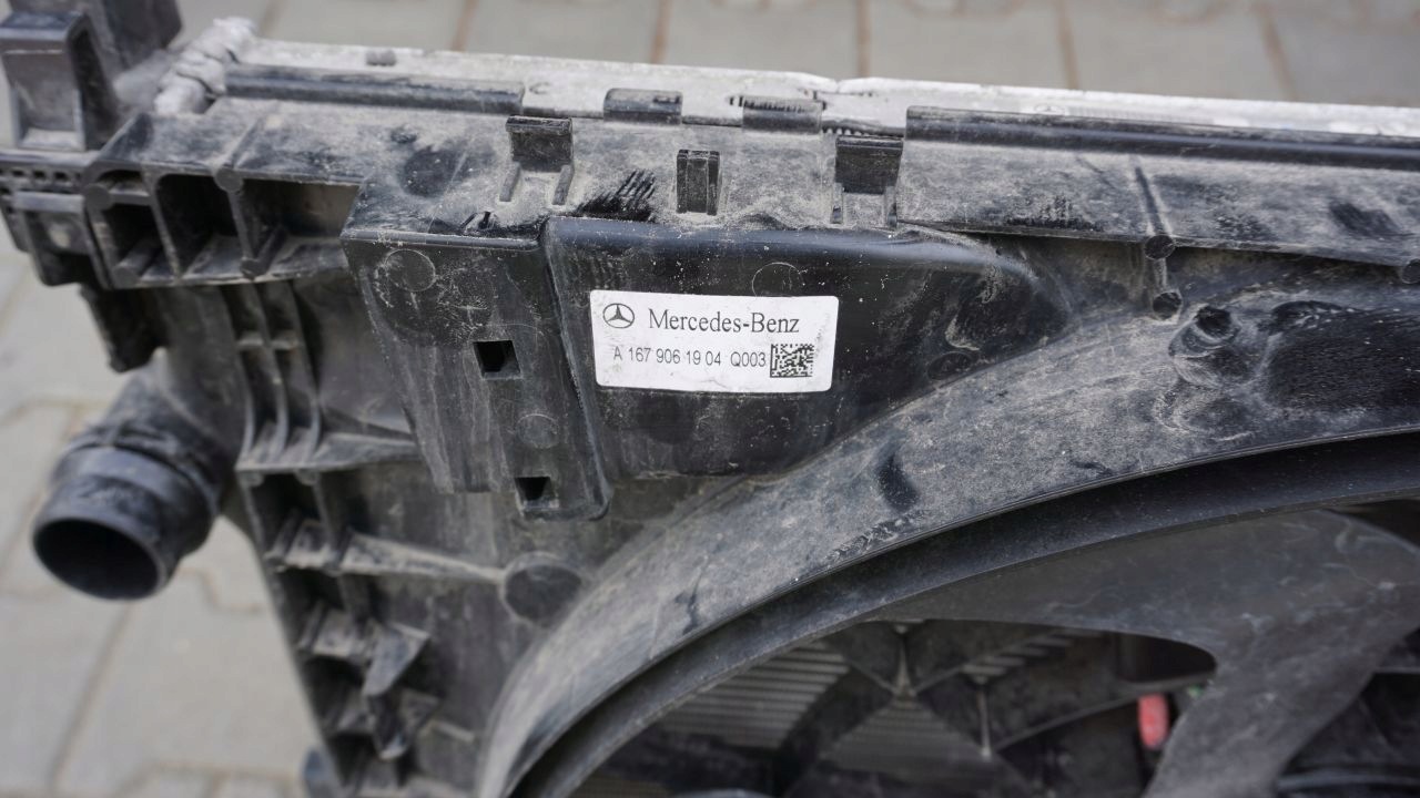 MERCEDES GLE GLS 167 - chladič vody ventilátor