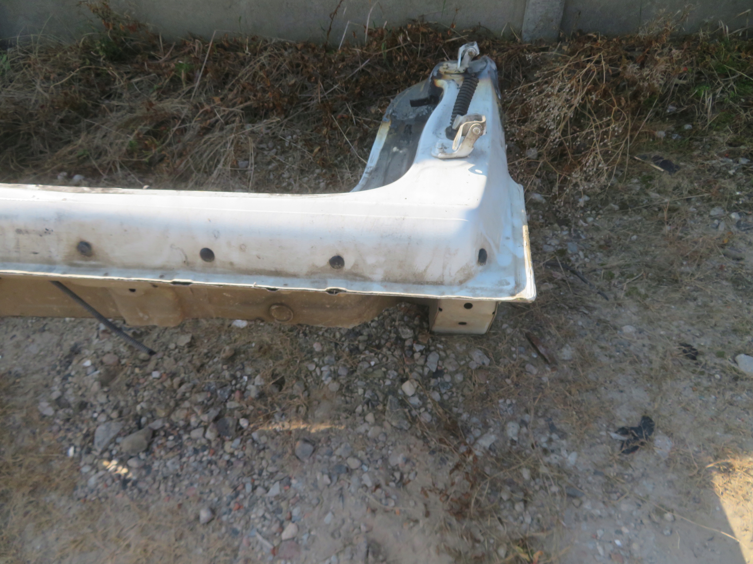 threshold pillar left FORD RANGER 19R