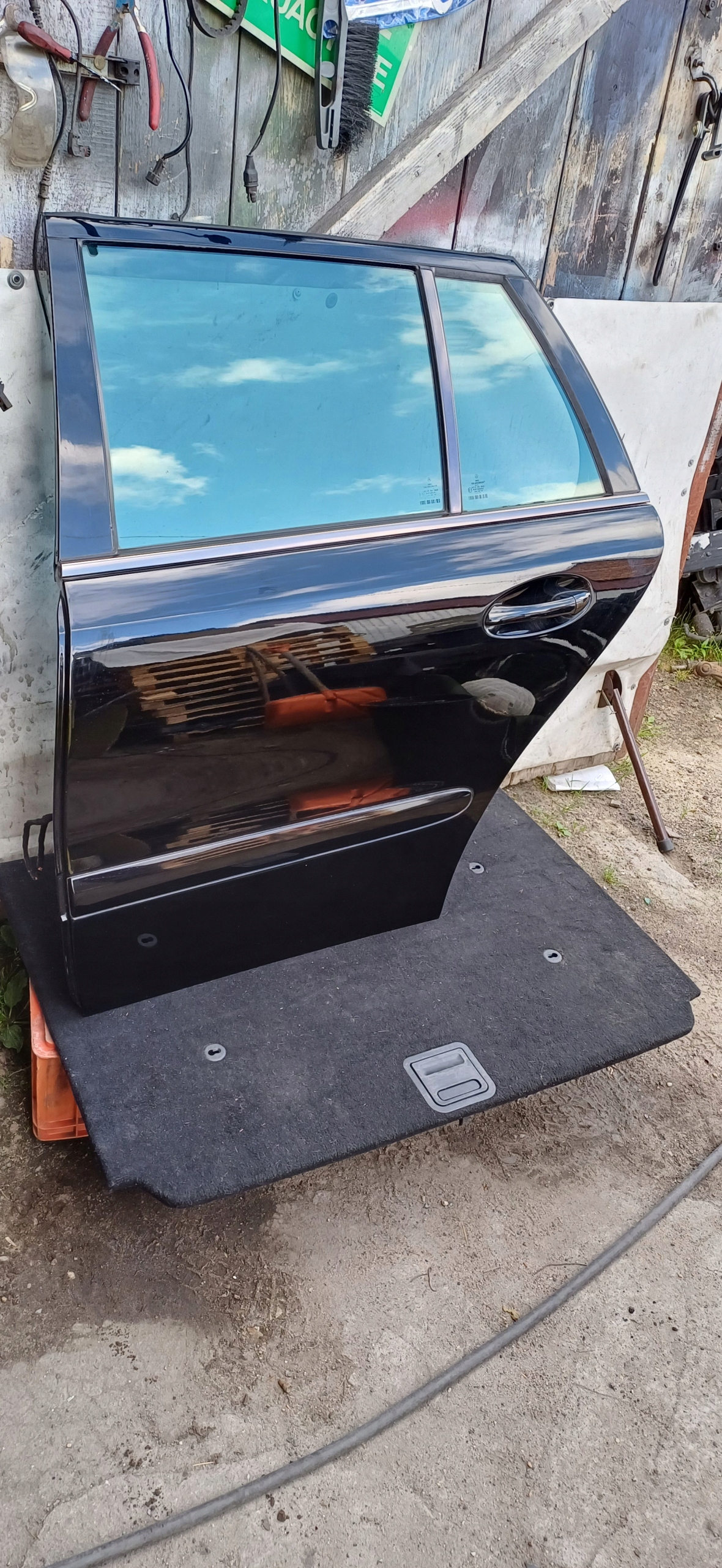 MERCEDES W211 Tür links heck 040 KOMBI