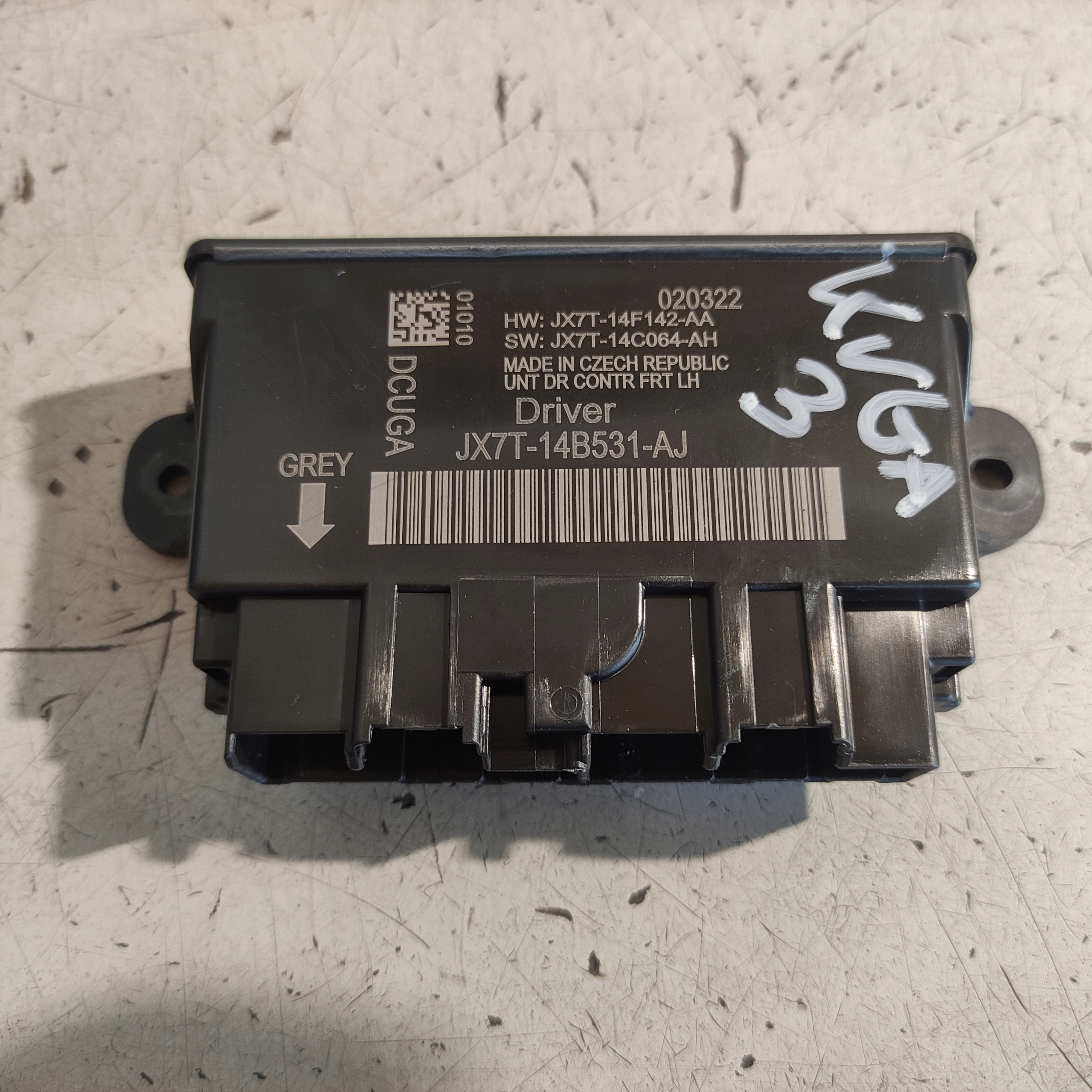 JX7T-14B531-AJ - МОДУЛЬ ПЕРЕДНІХ ДВЕРЕЙ FORD KUGA MK3