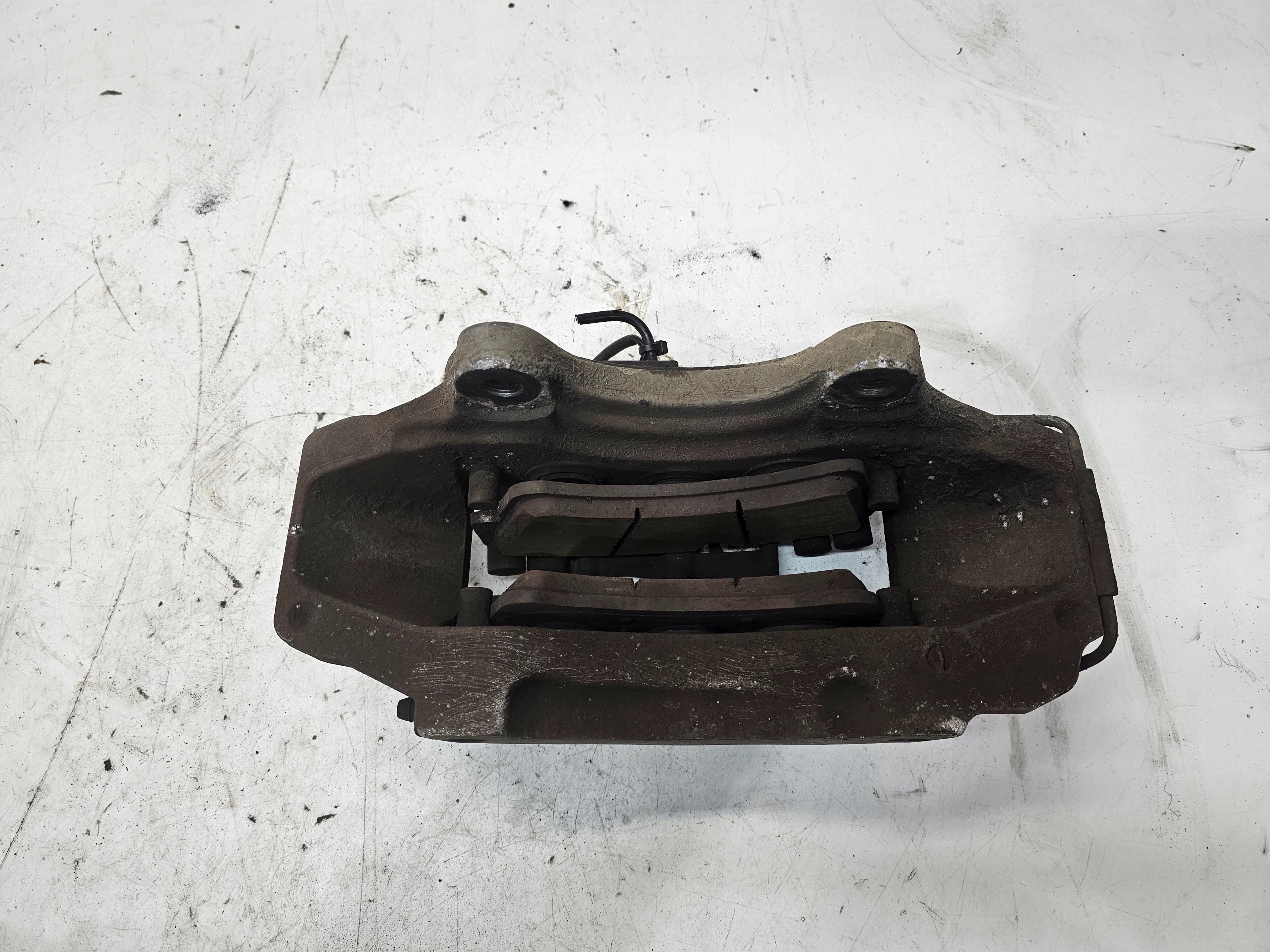caliper brake left front AUDI Q7 4L 18 ZL