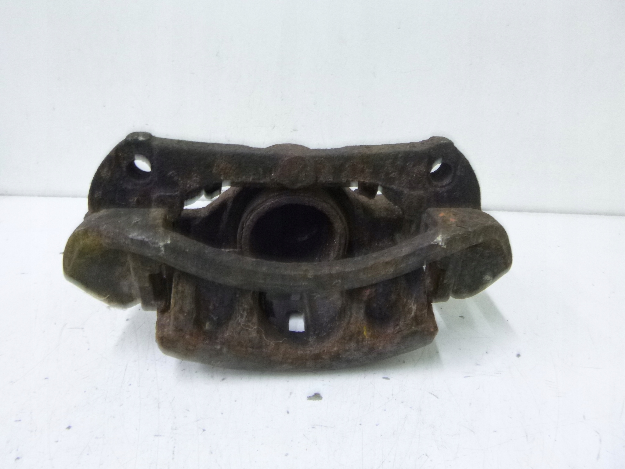 caliper brake front Mercedes W638 2.2CDi VITO