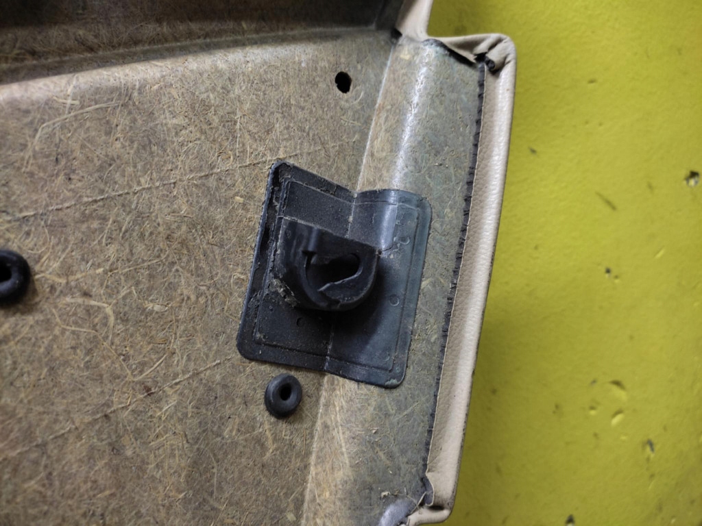 BMW E60 upholstery door left rear part