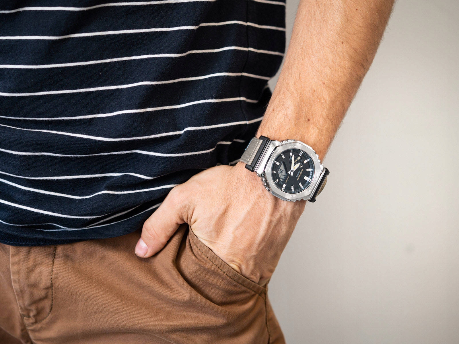 MĘSKI ZEGAREK CASIO GM-2100C-5AER G-SHOCK NA PASKU Kod producenta GM-2100C-5