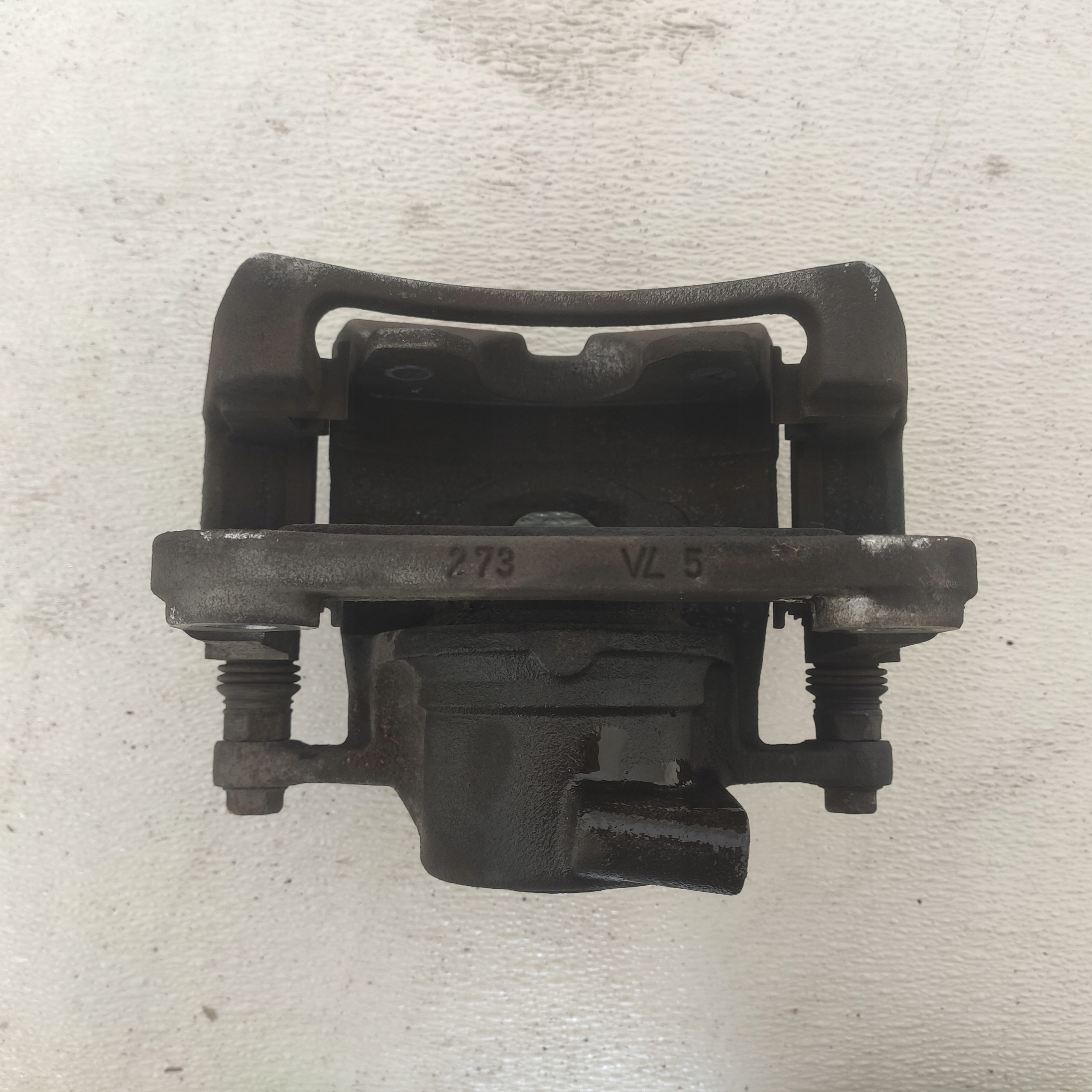 VOLVO XC40 2018 2.0T caliper brake left front 31471188