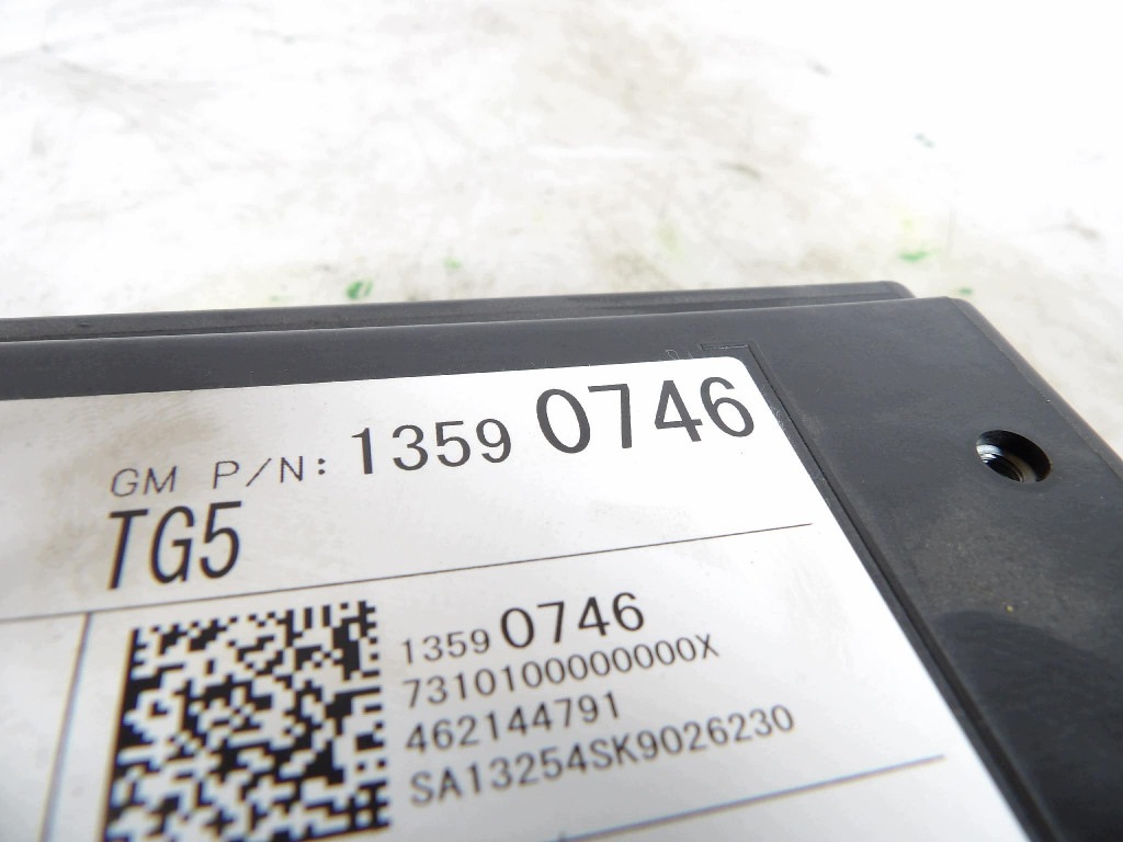 player changer CD OPEL INSIGNIA A LIFT 13590746