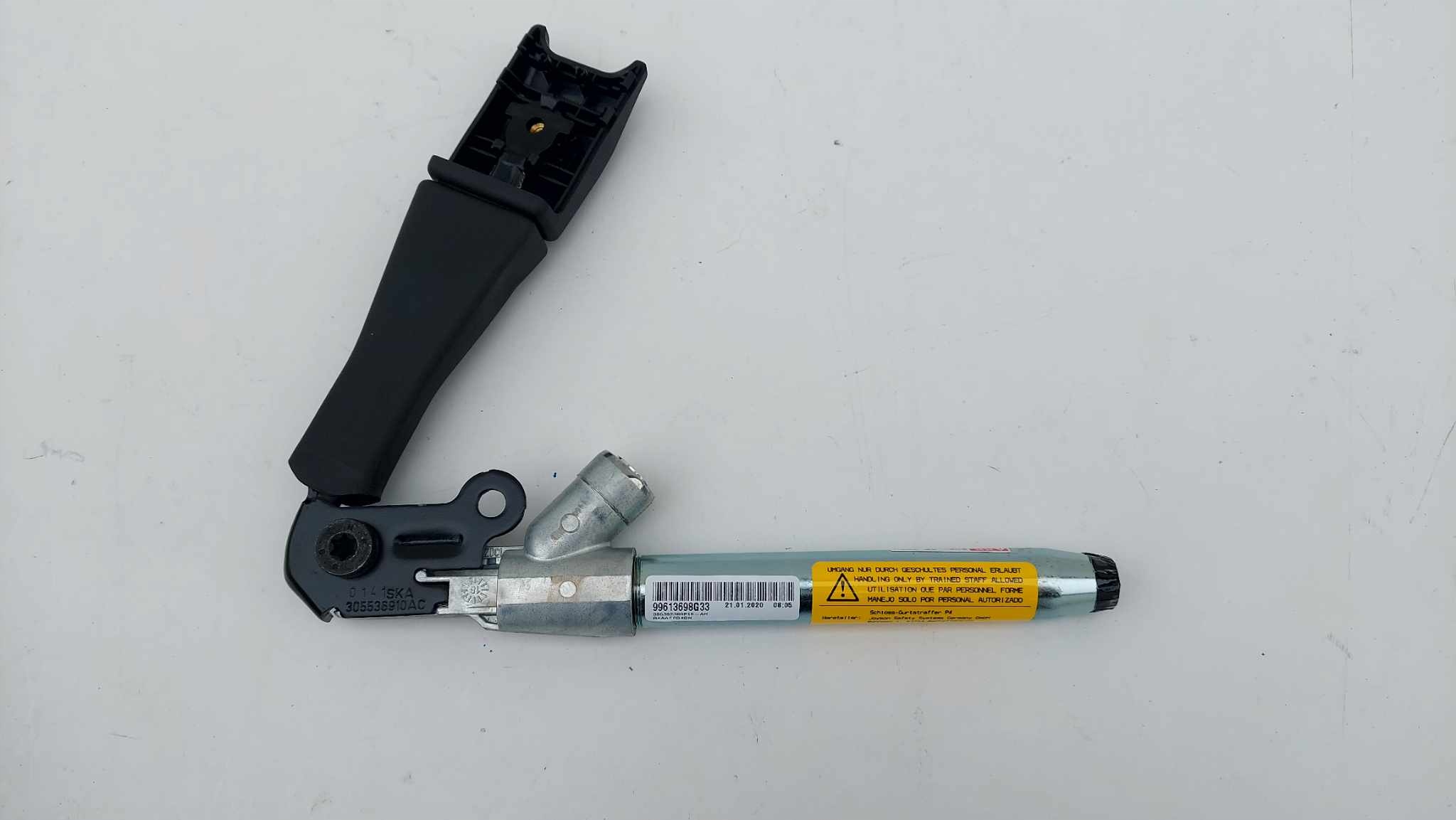 opel INSIGNIA A ремень безопасности правый передний oe