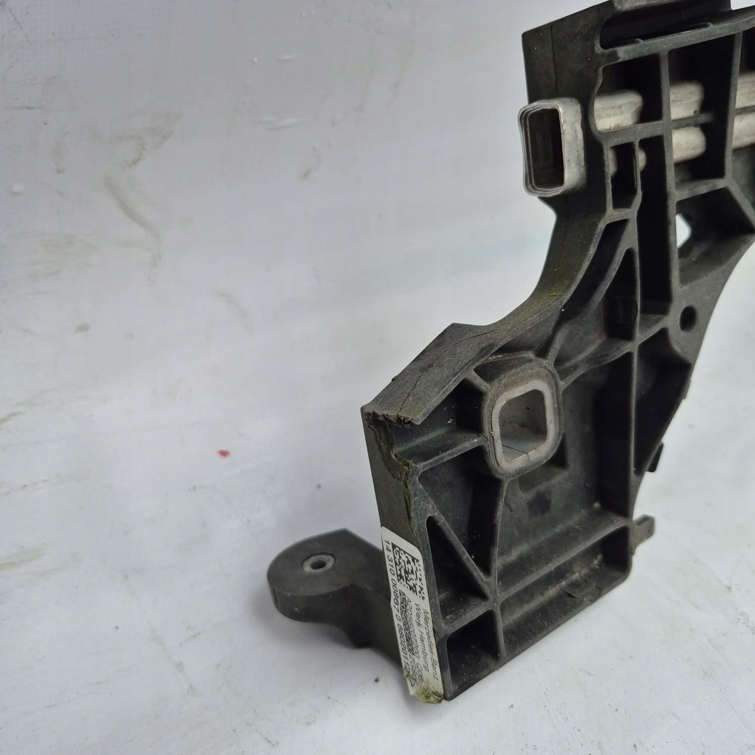 MERCEDES C-KLASA W205 14-21 support panel for radiators pillar
