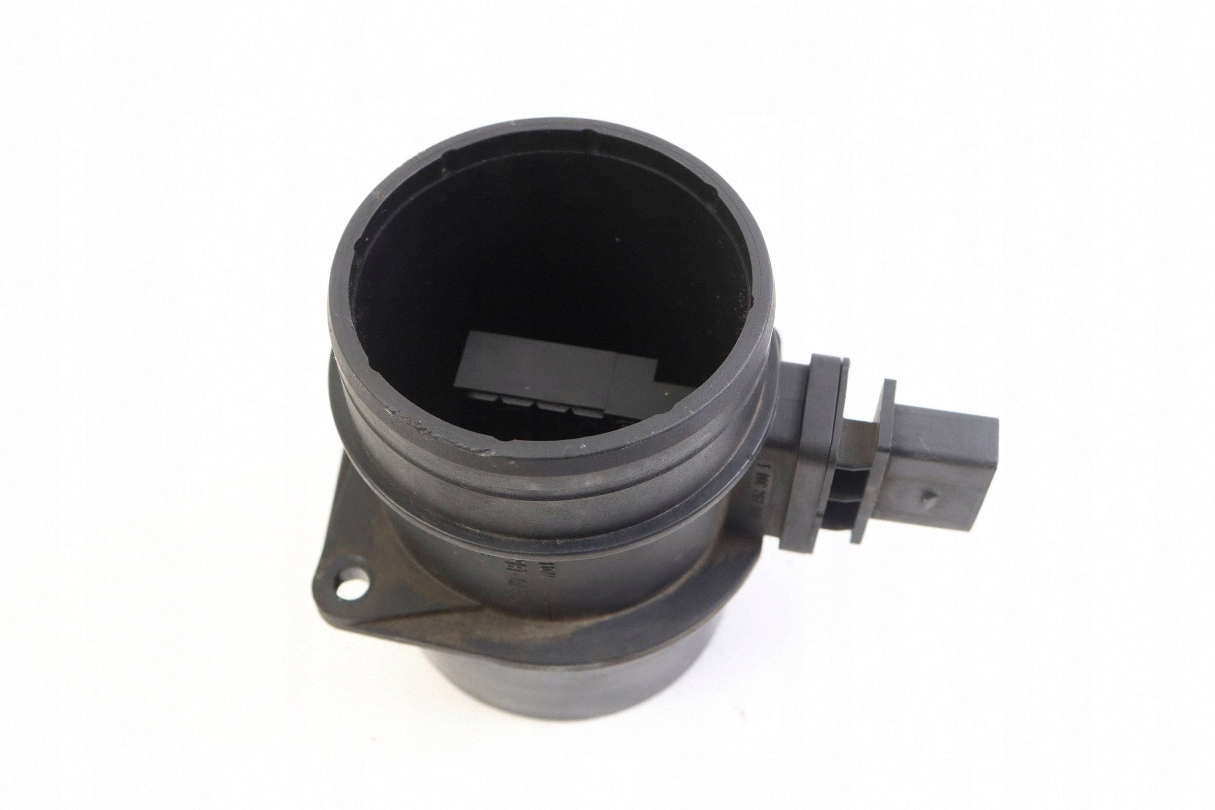 VW PASSAT B6 AUDI A4 B7 A6 C6 flow meter 2.0 TDI 03G906461C 0281002735