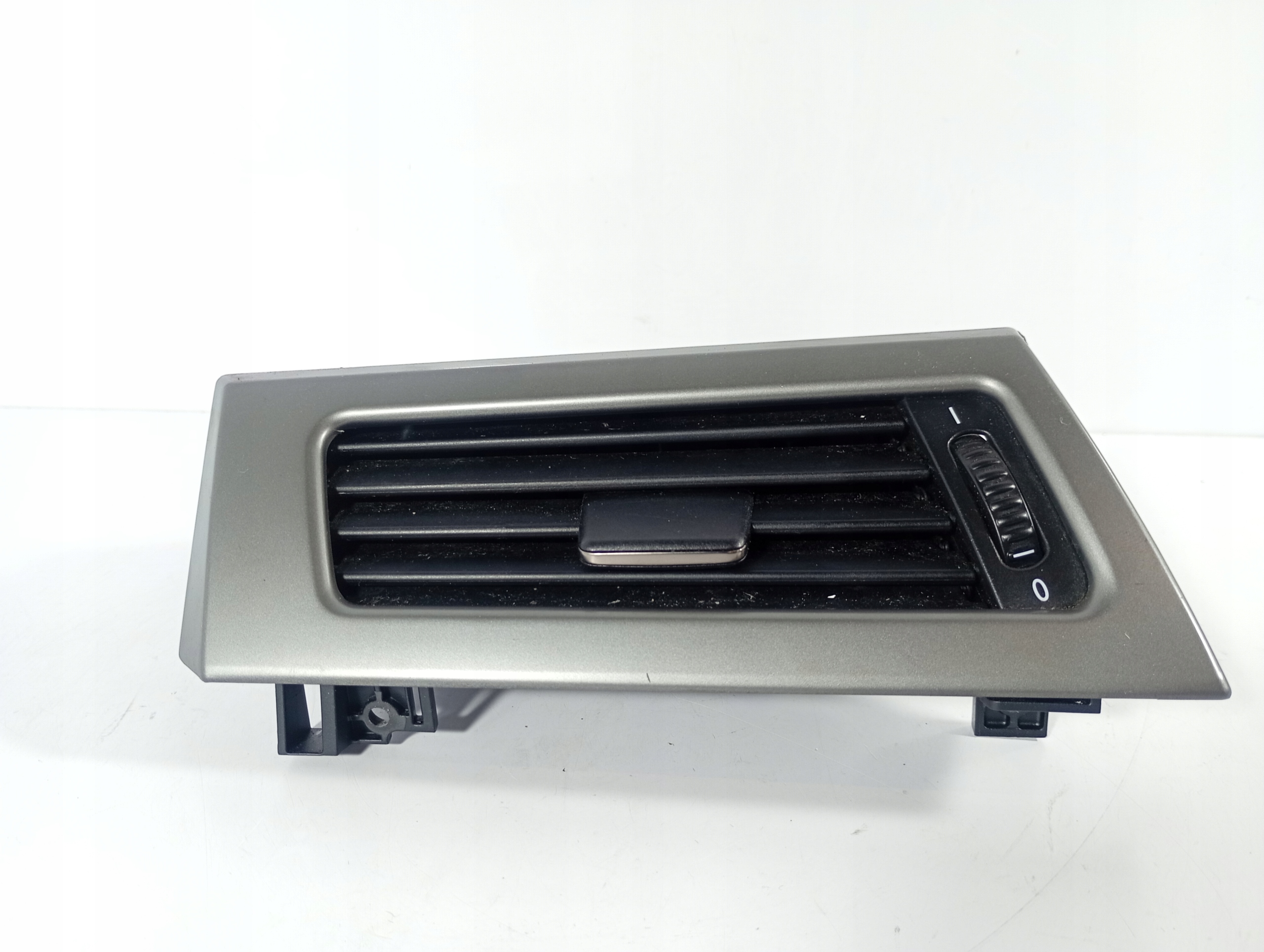 BMW 5 E61 03-10 grid air conditioning devices air left OE 64226910731