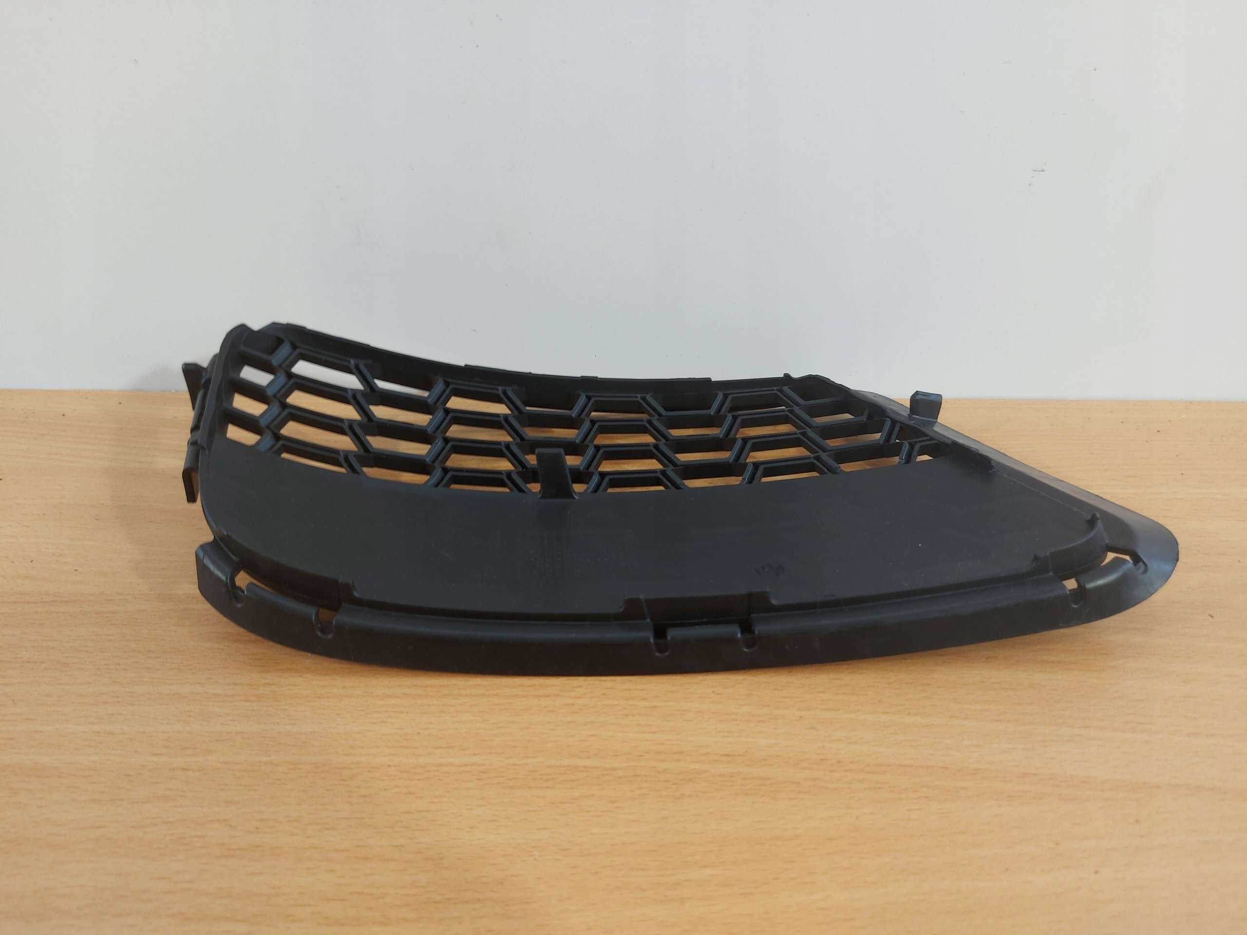 BMW X1 E84 m-packet grid of a bumper spoiler RH