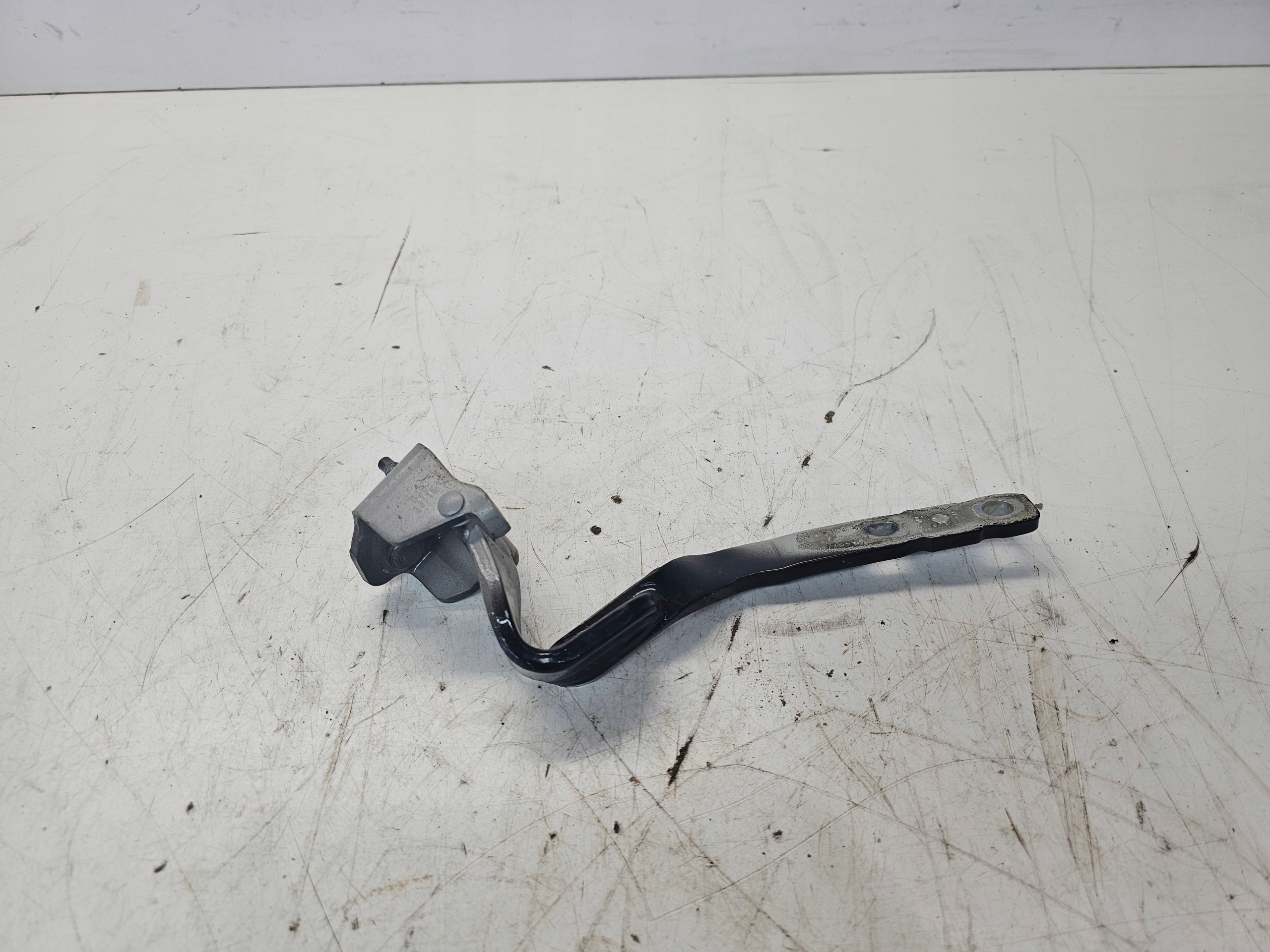 hinge bonnet right rear part AUDI A1 8X 5-door 8X4827300